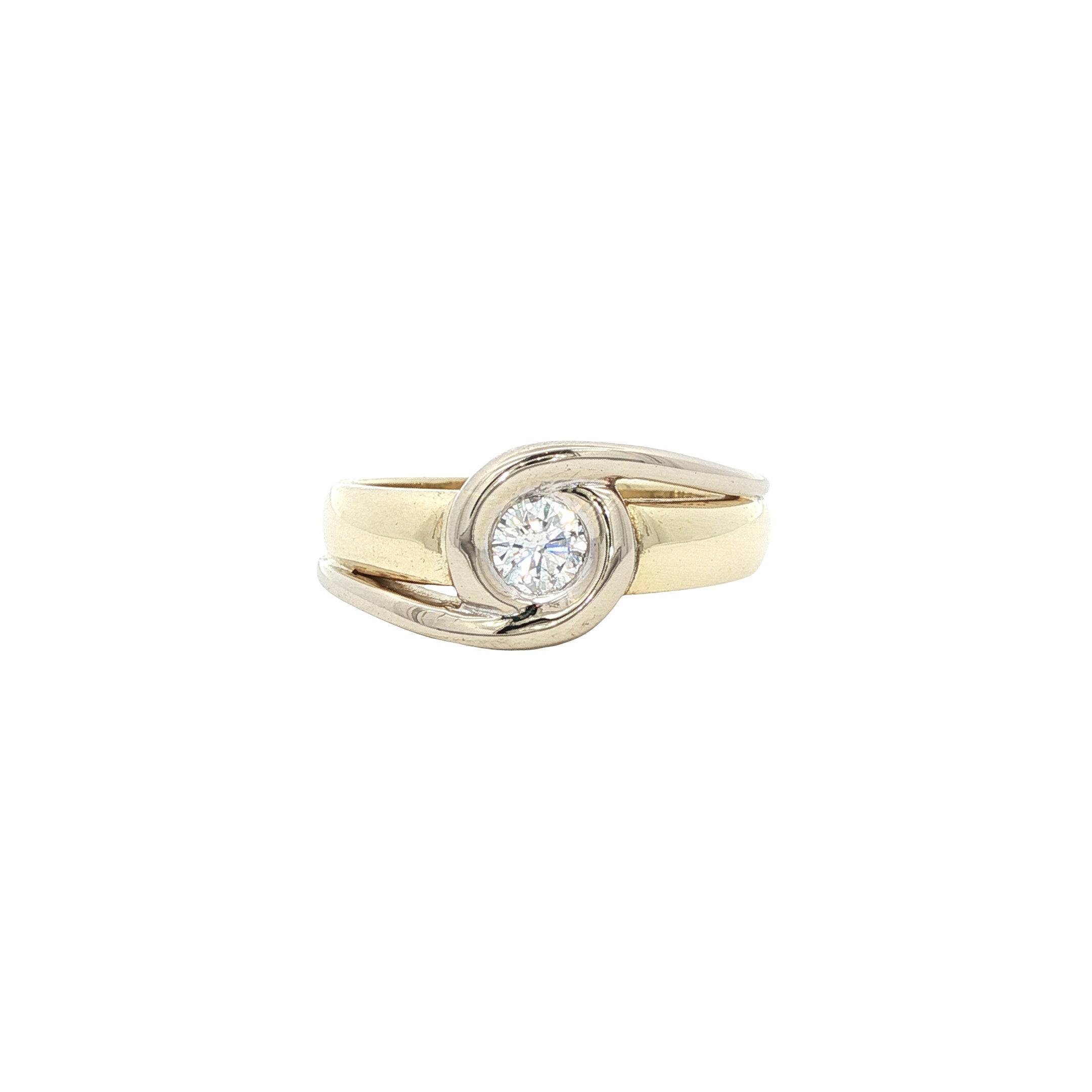 Gouden ring met diamant 14 karaat