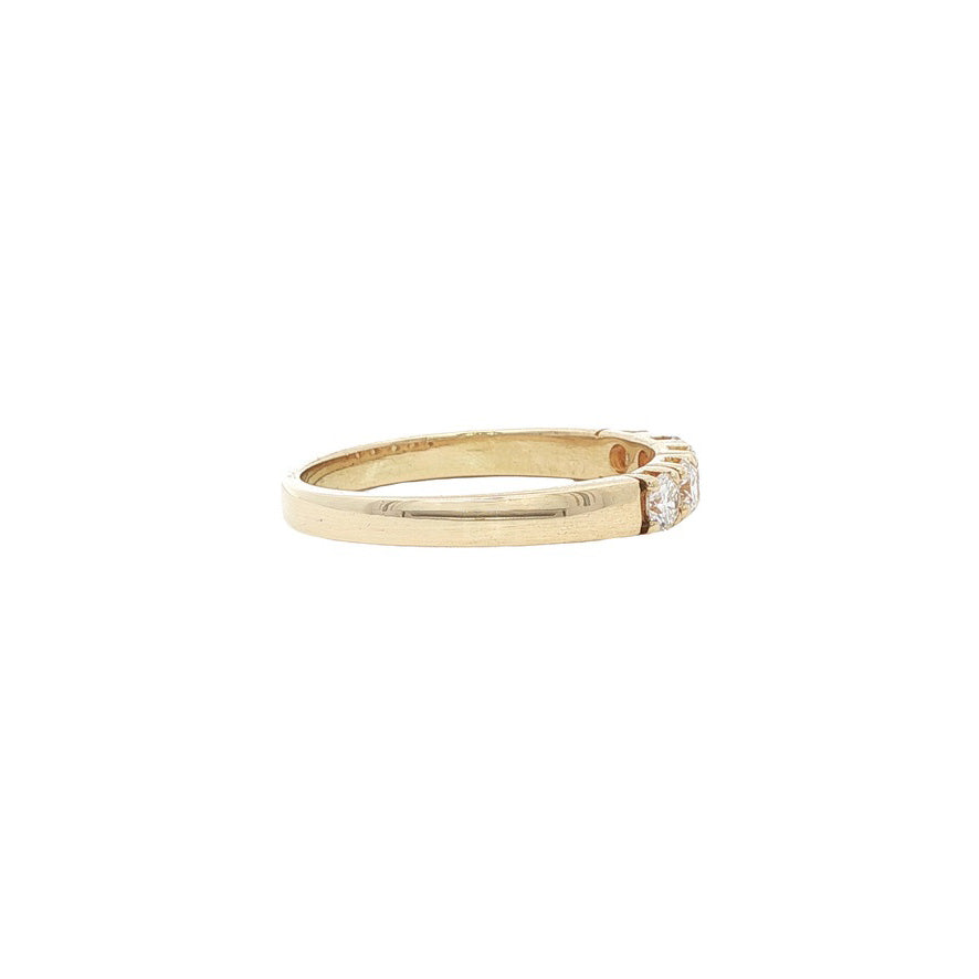 14-karat gold memory ring with diamond