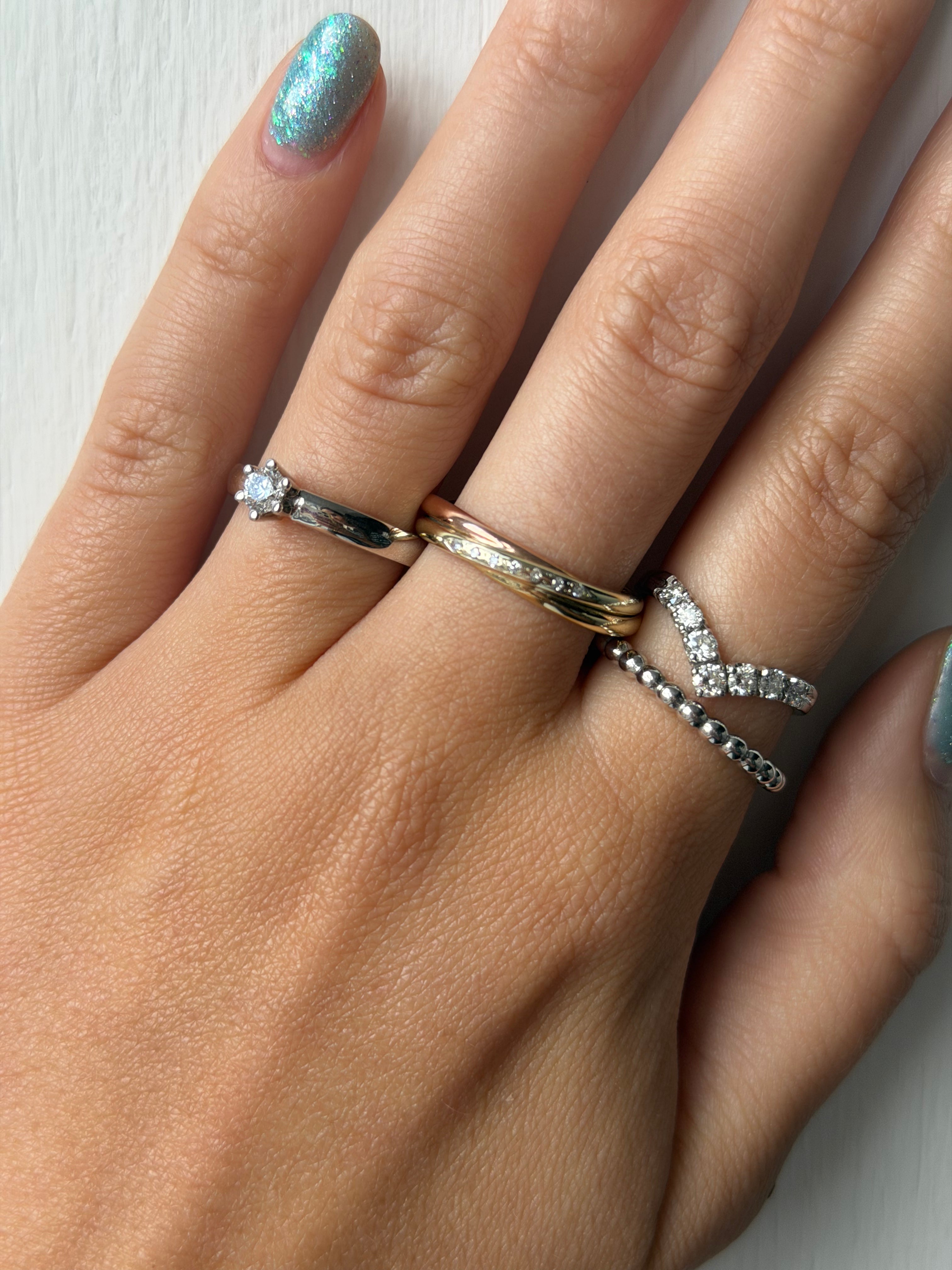 Witgouden ring met diamant 14 karaat