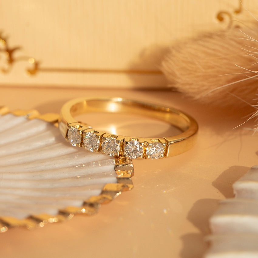 Gouden memoire ring met diamant 14 karaat