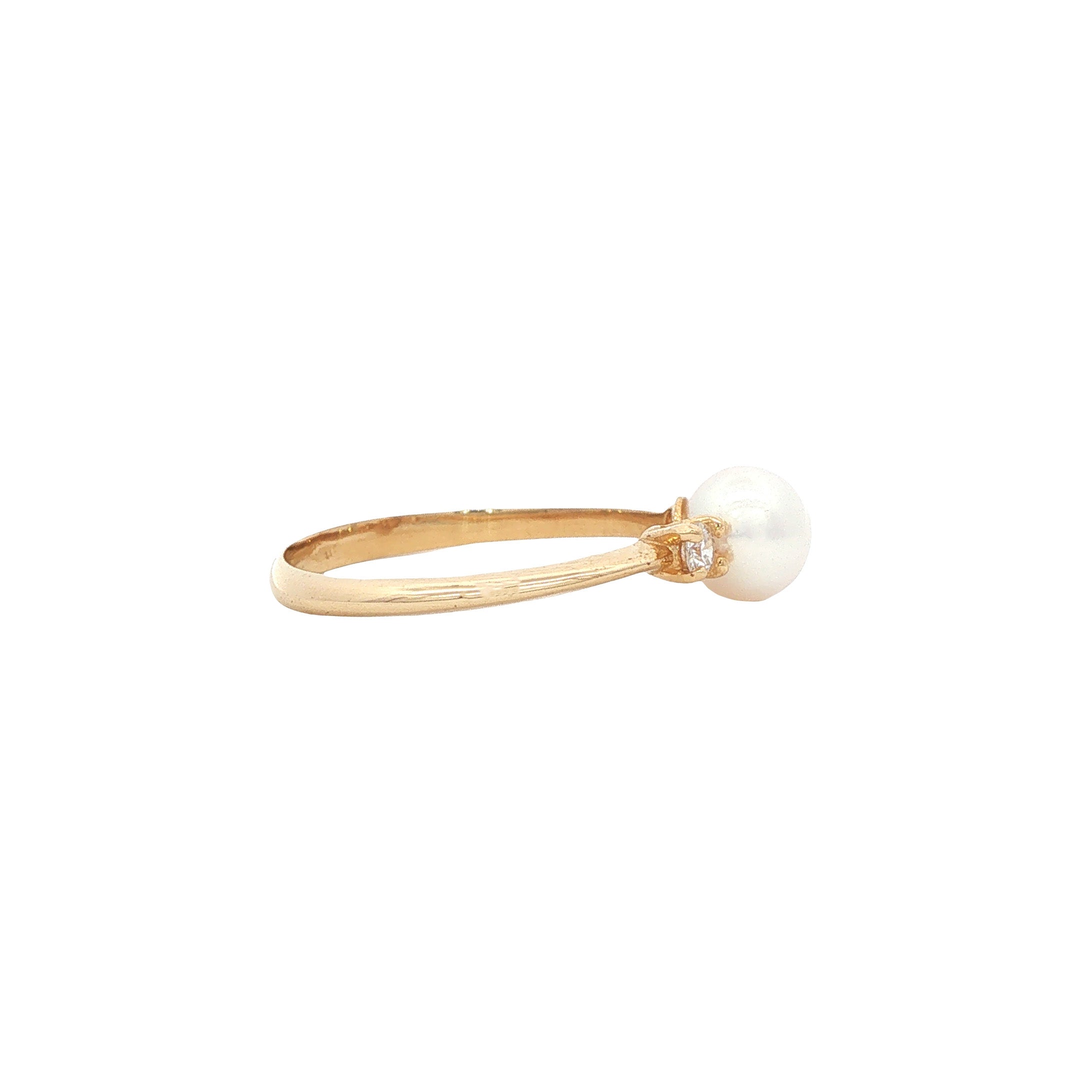 Gouden ring met parel en diamant 14 karaat* nieuw