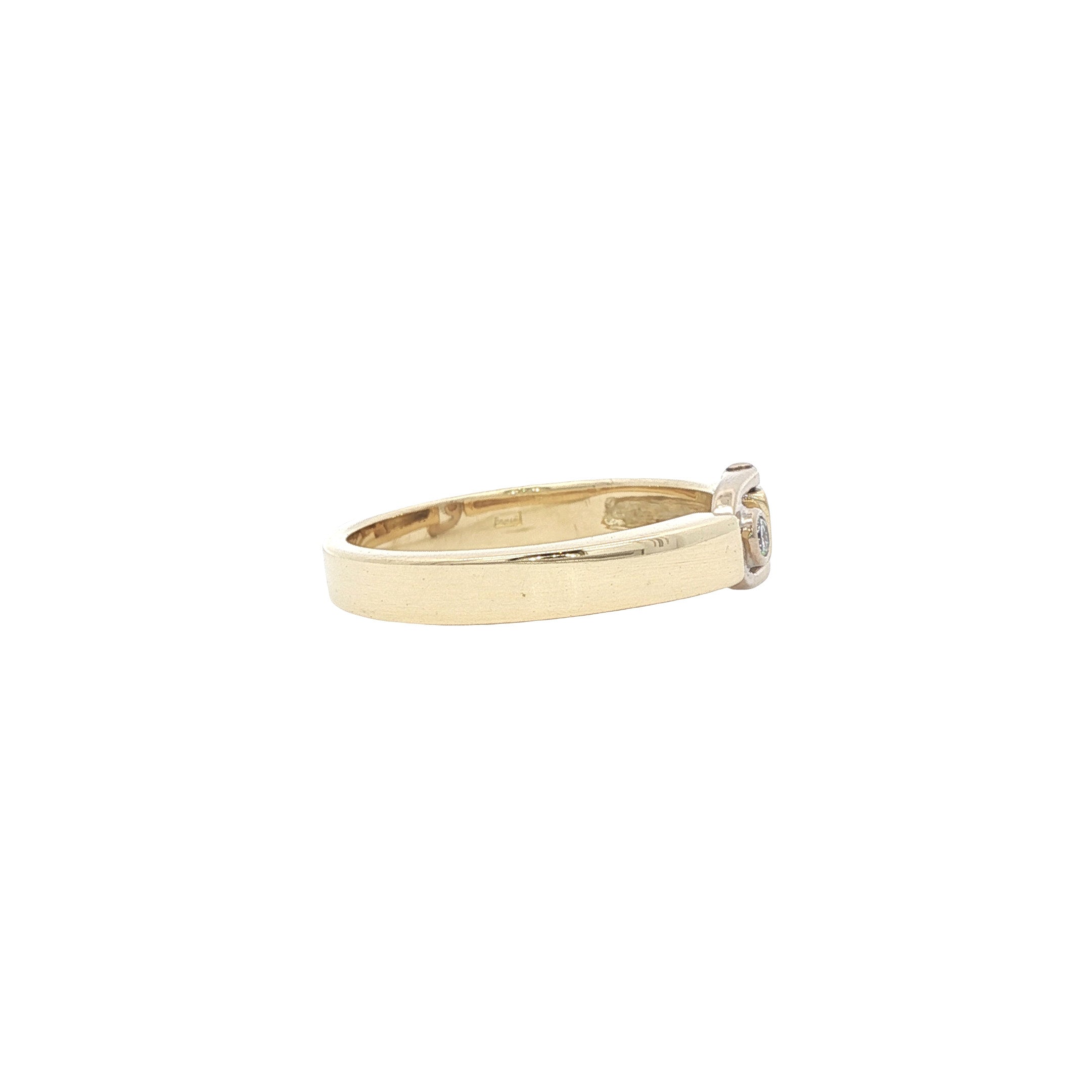 14-karat gold ring with diamond