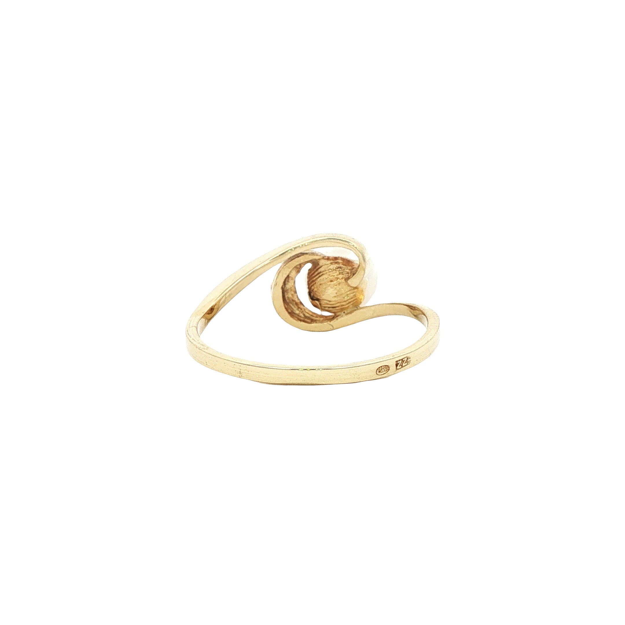 Gouden slagring parel 14 karaat