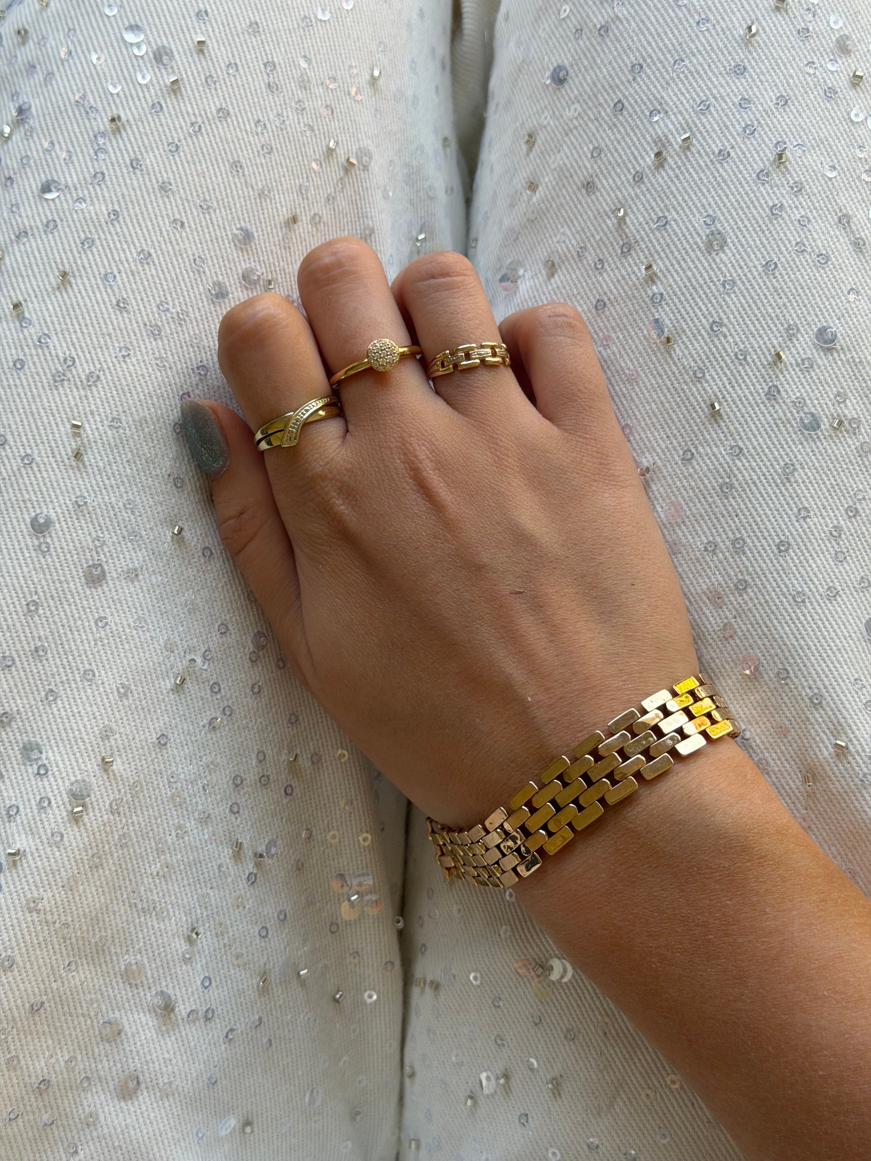 14 karat gold ring