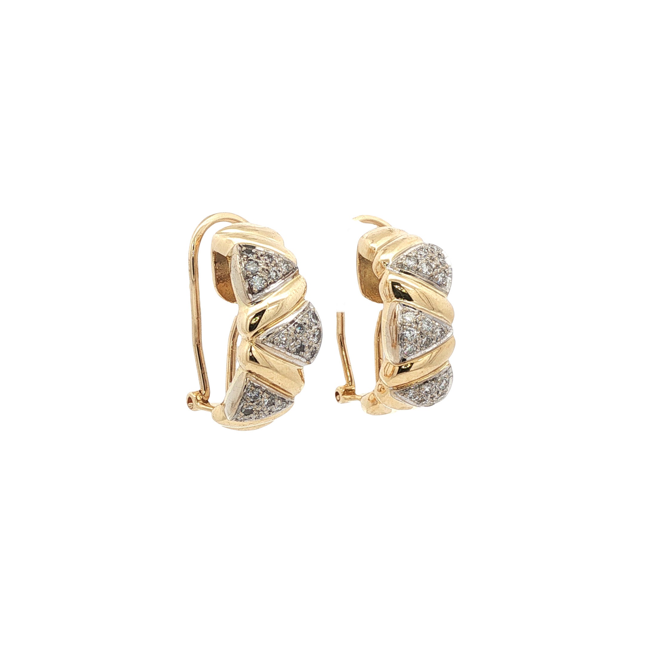 18-karat gold diamond stud earrings