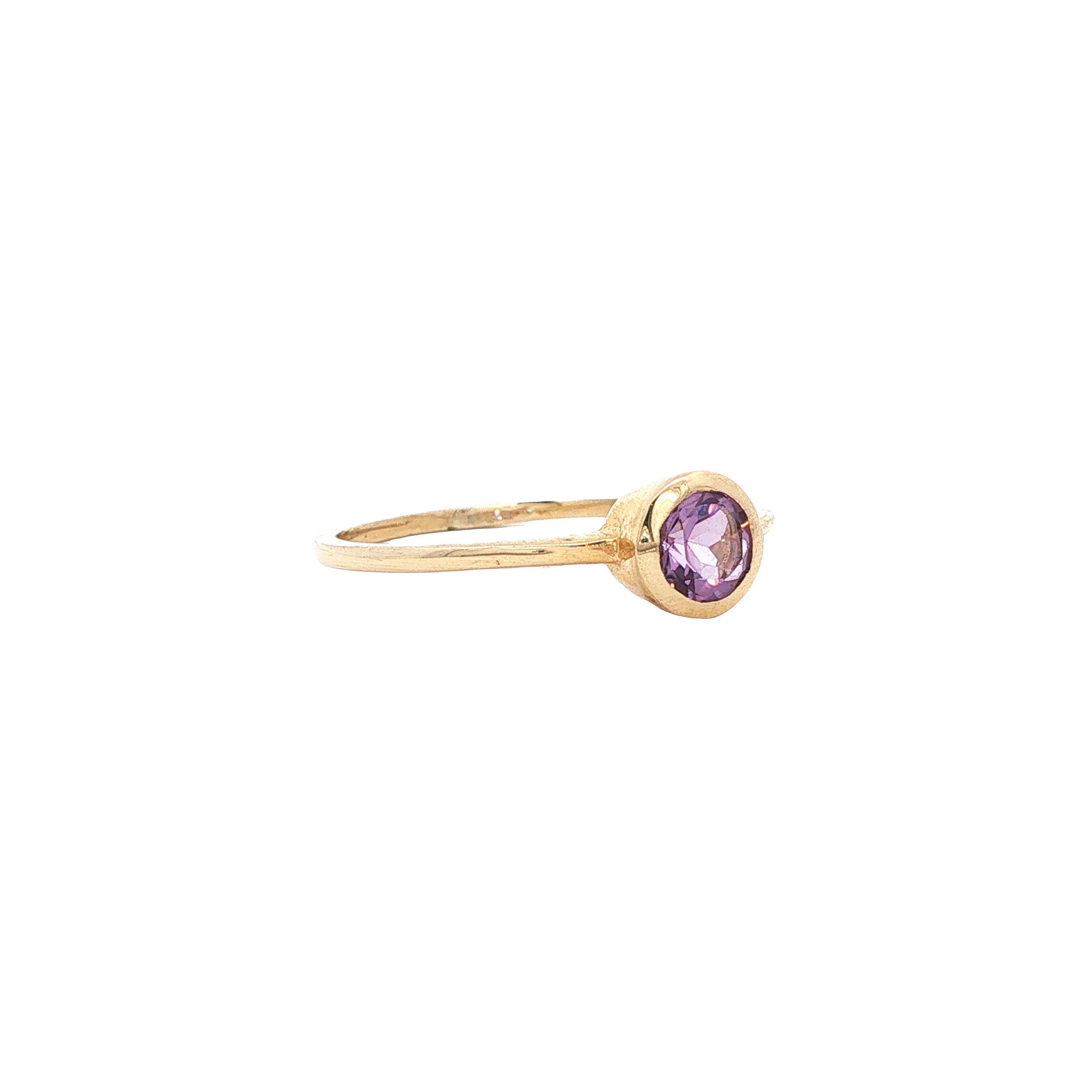 Ring met amethist 9 karaat* Nieuw