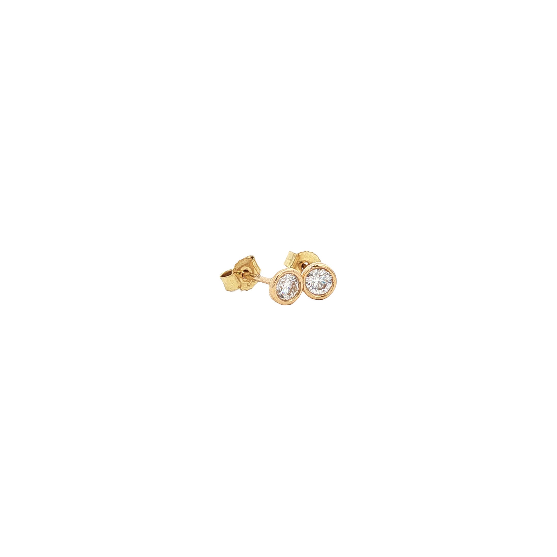 Geelgouden solitair oorstekers met diamant 14 krt