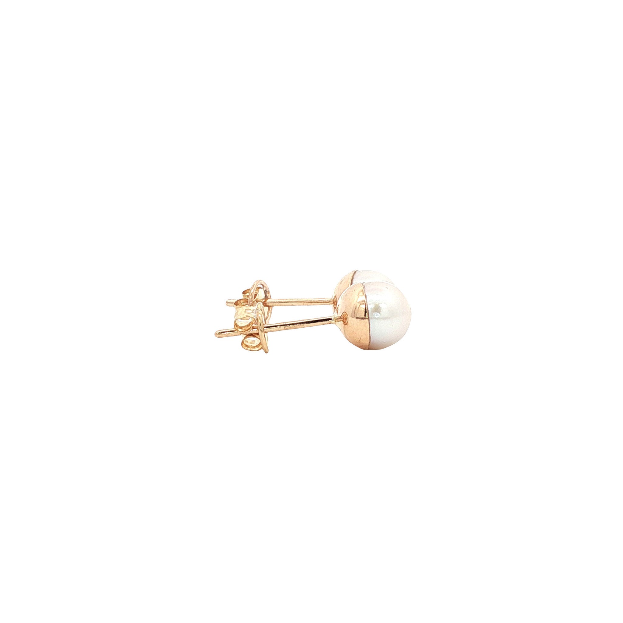 14 karat gold pearl stud earrings