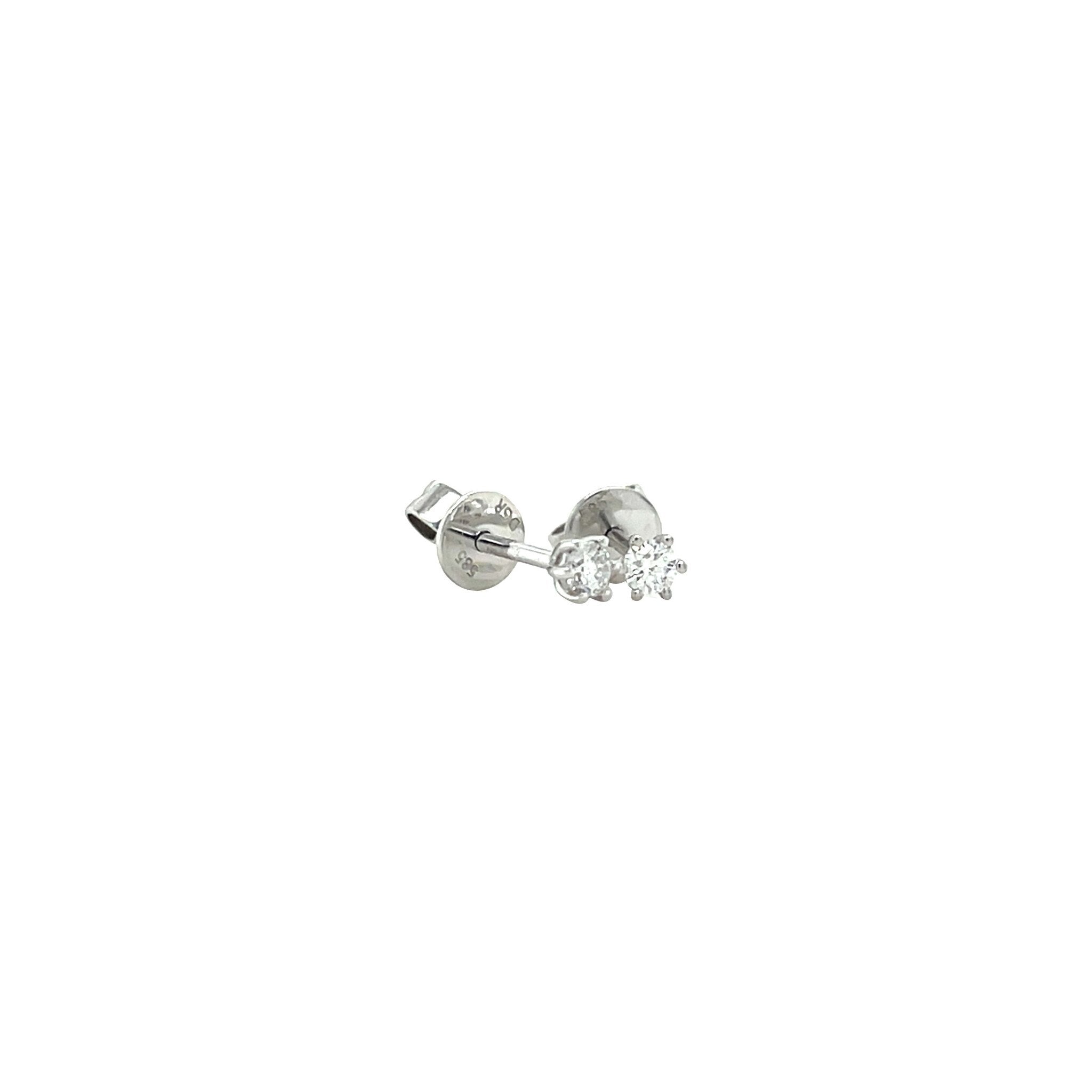 White gold solitaire ear stud with diamond 14 kt