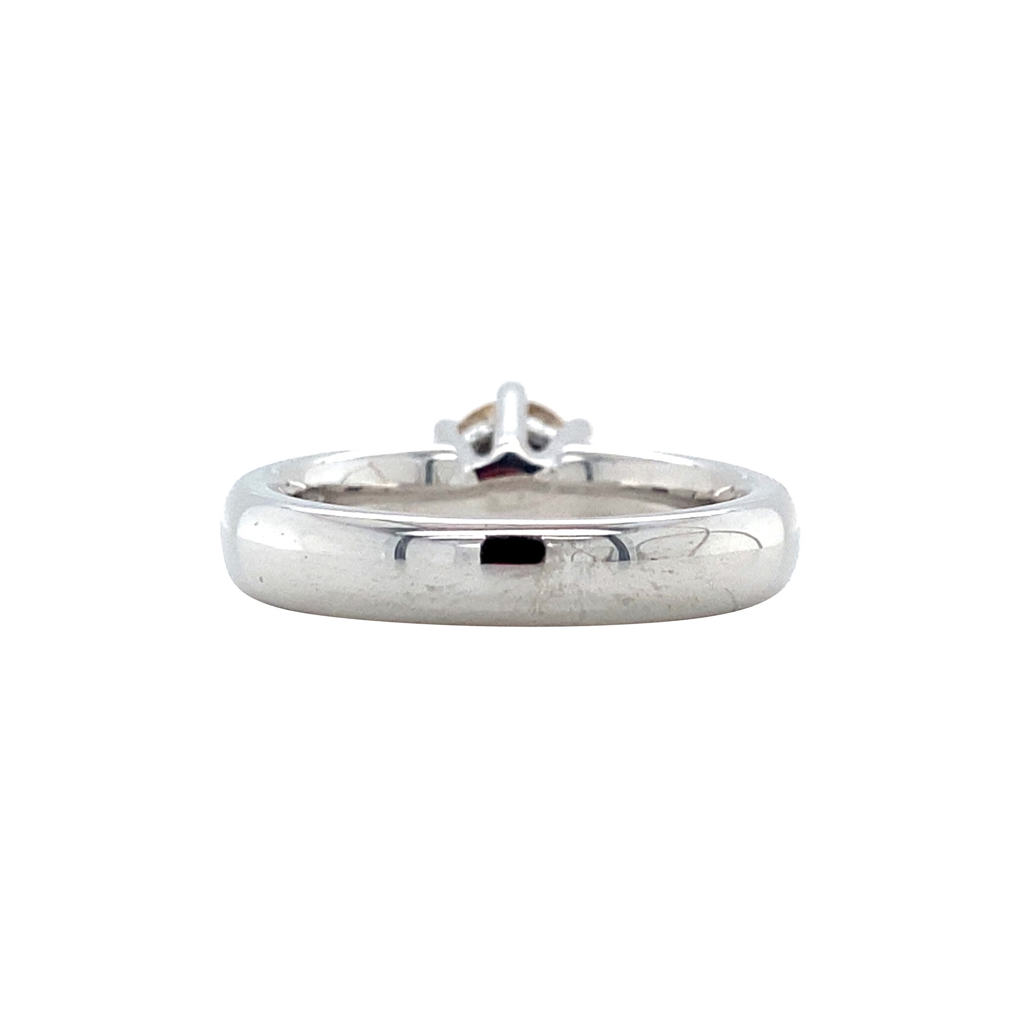 White gold solitaire ring with diamond 14 karat