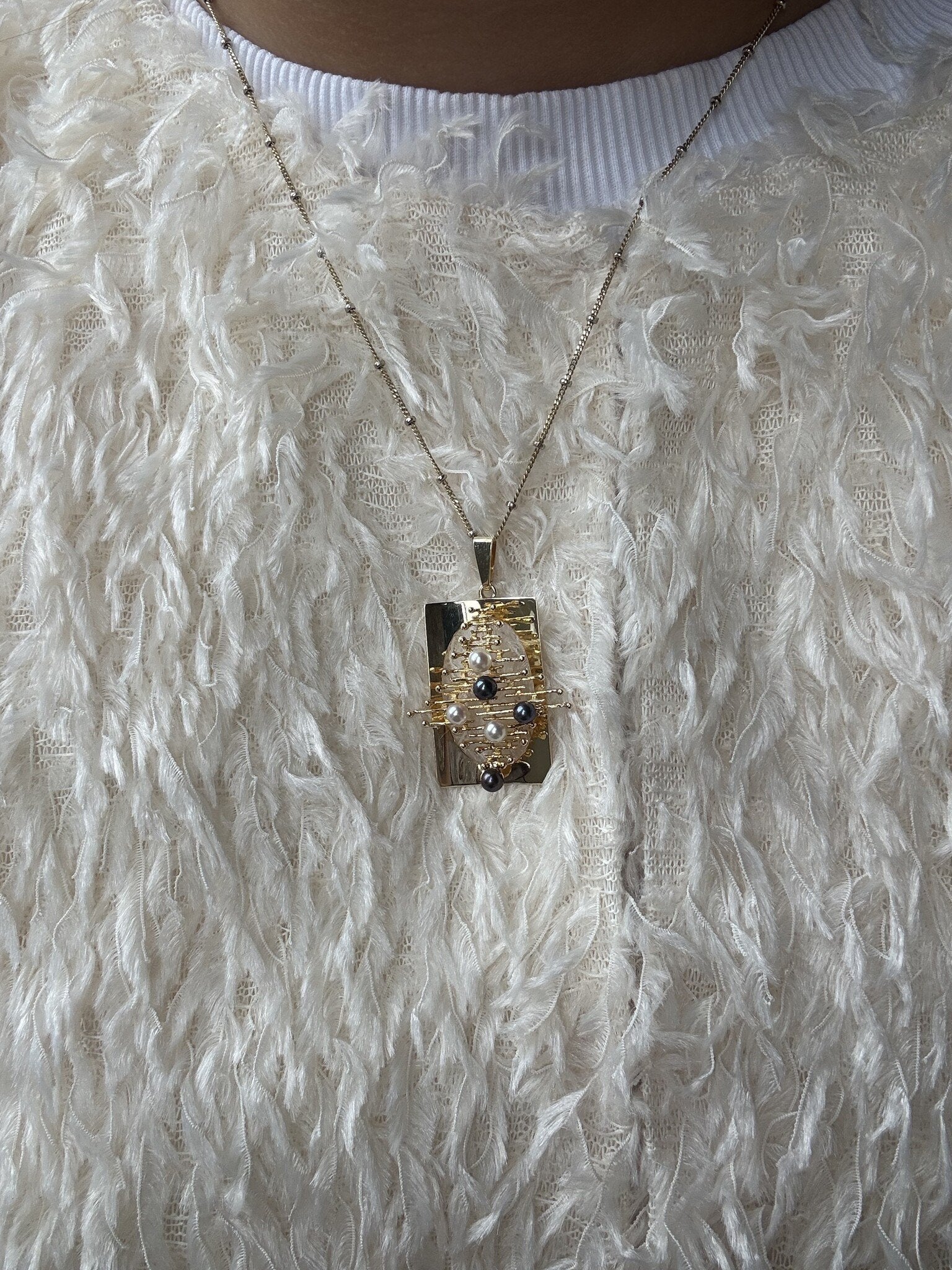 Gold pendant with pearl 14 karat