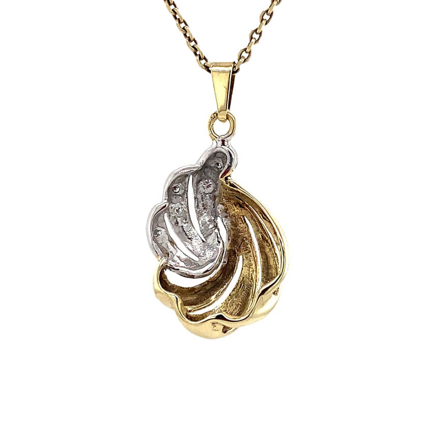 Golden pendant with diamond 14 kt