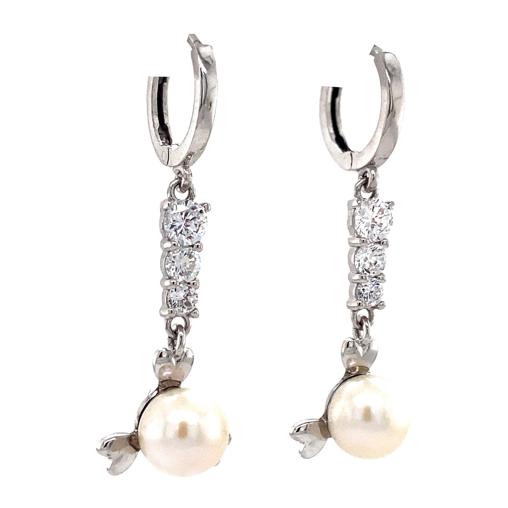 Witgouden oorsieraden met zirkonia en parel 14 krt