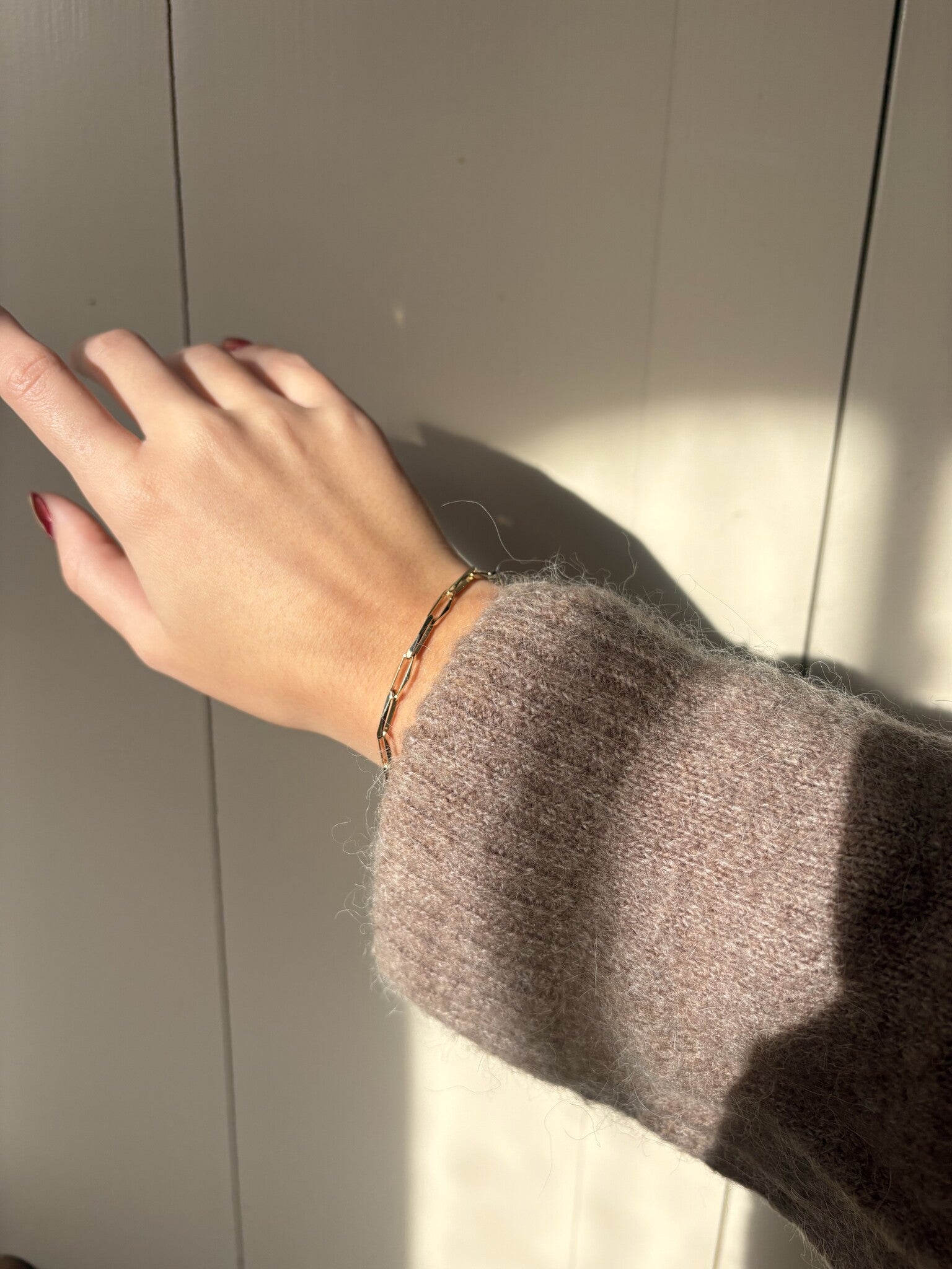 Golden closed for ever bracelet 18.5 cm 14 karat