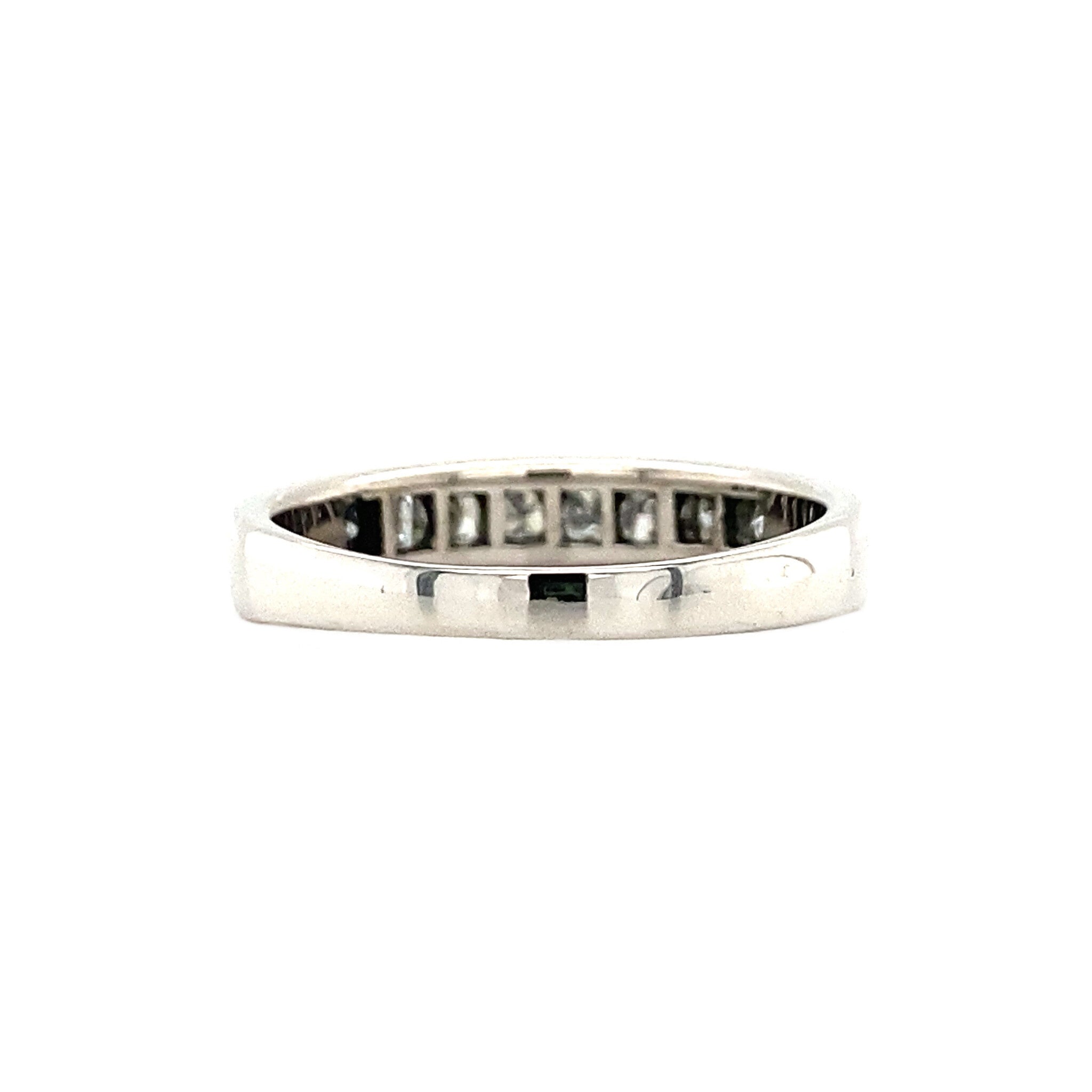 White gold row ring with diamond 18 karat