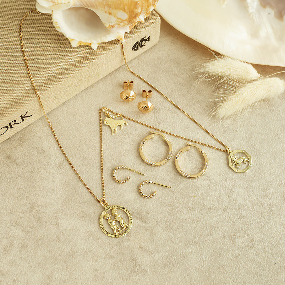 Gold stud earrings 14 karat