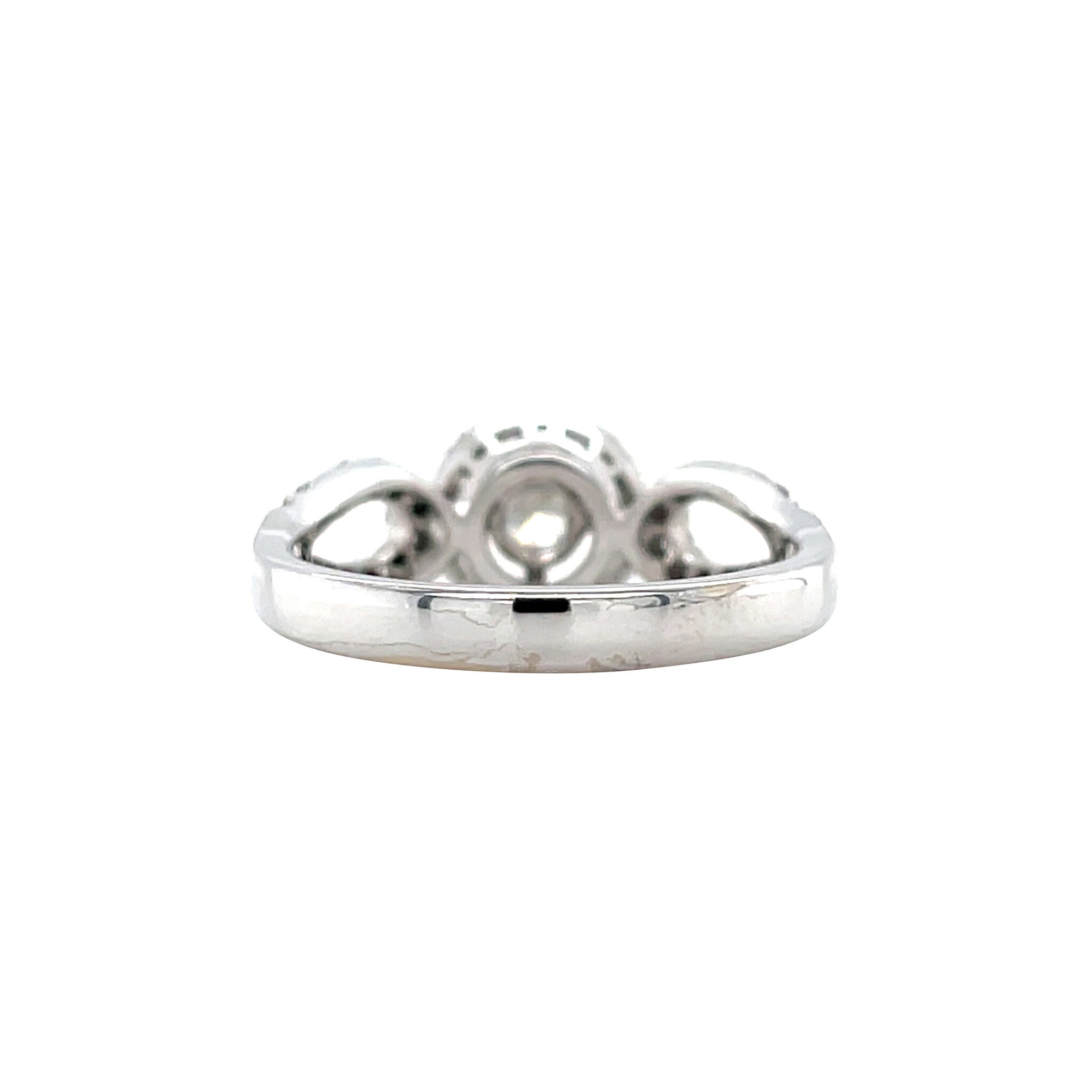 White gold ring with diamond 18 kt
