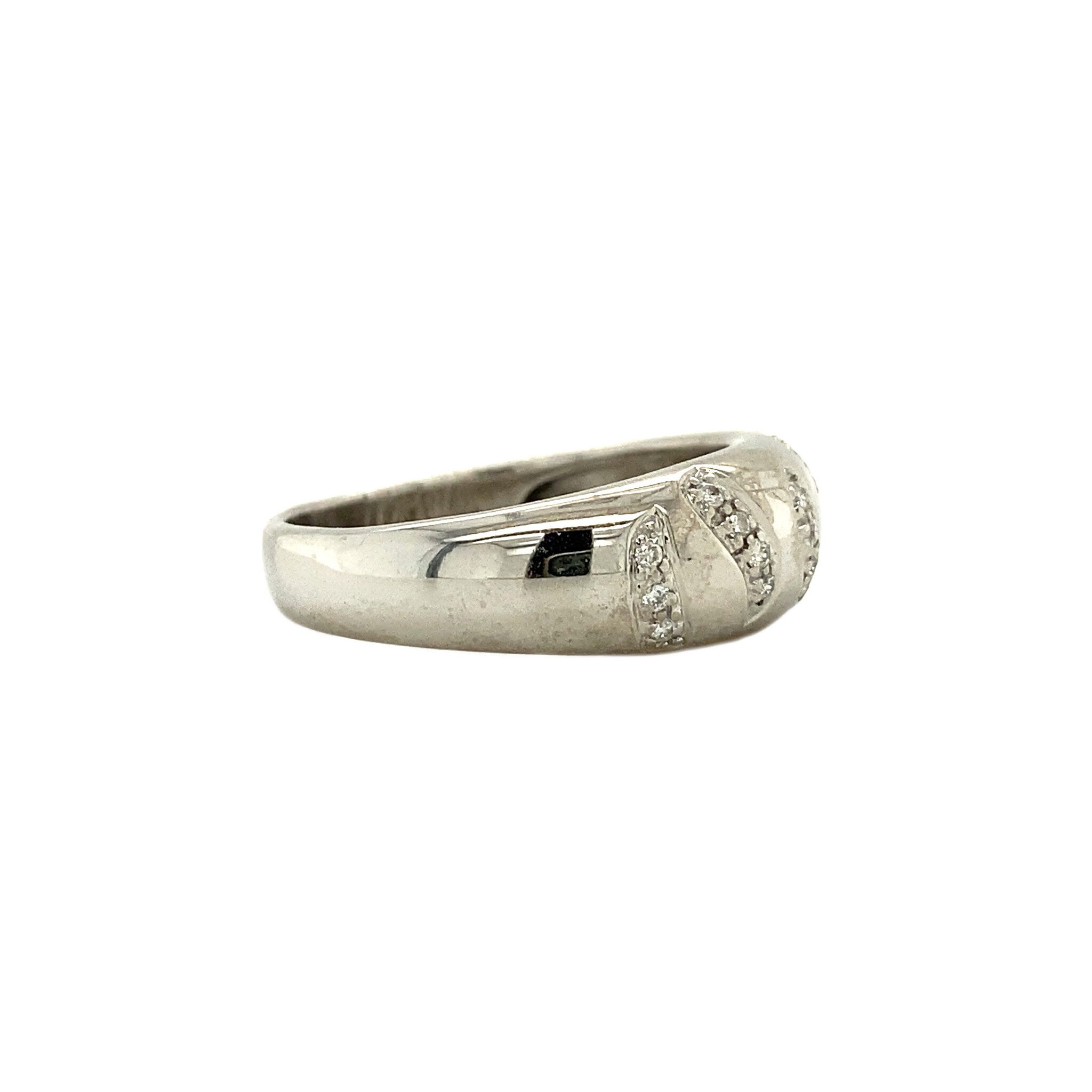 White gold ring with diamond 14 kt