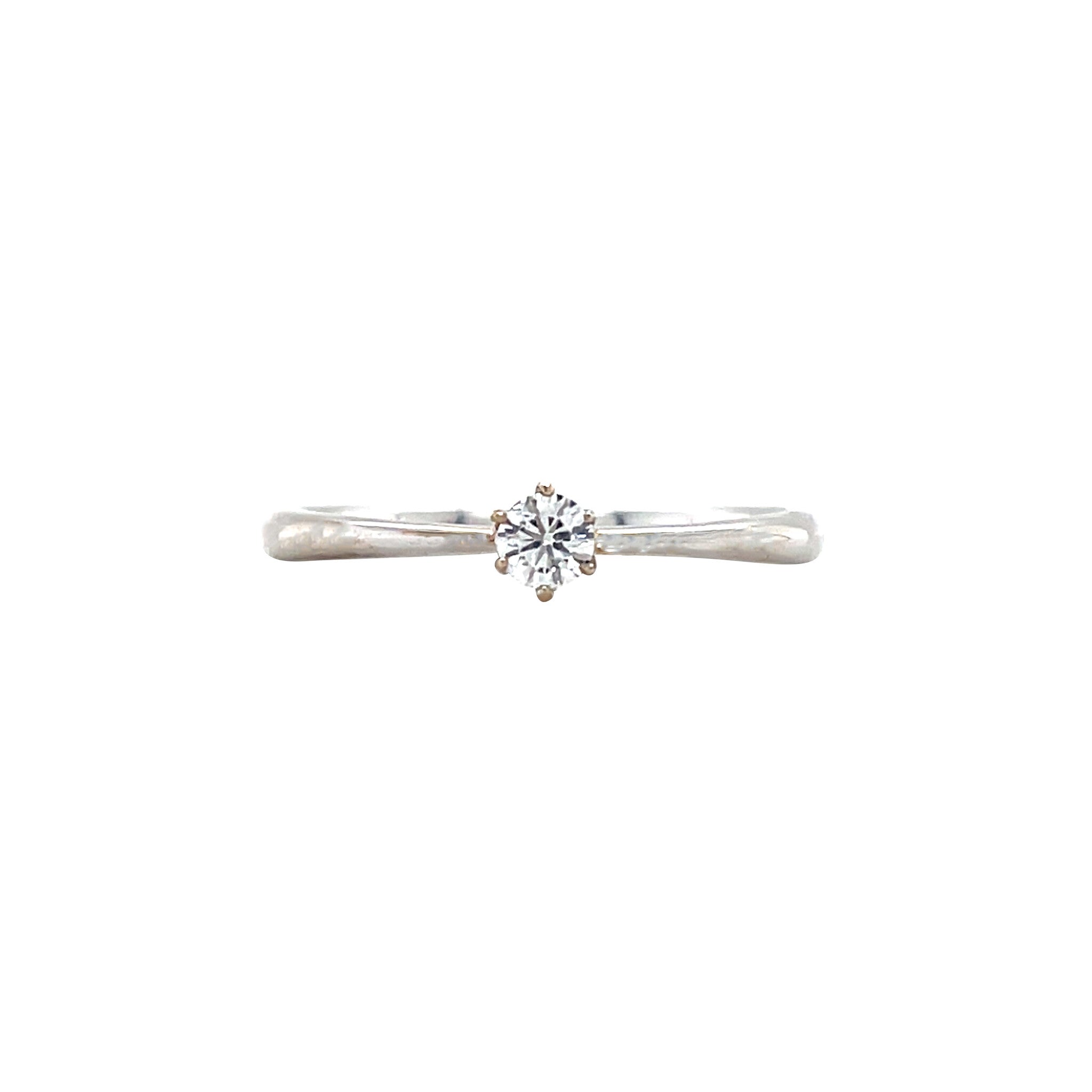 White gold solitaire ring with diamond 14 kt