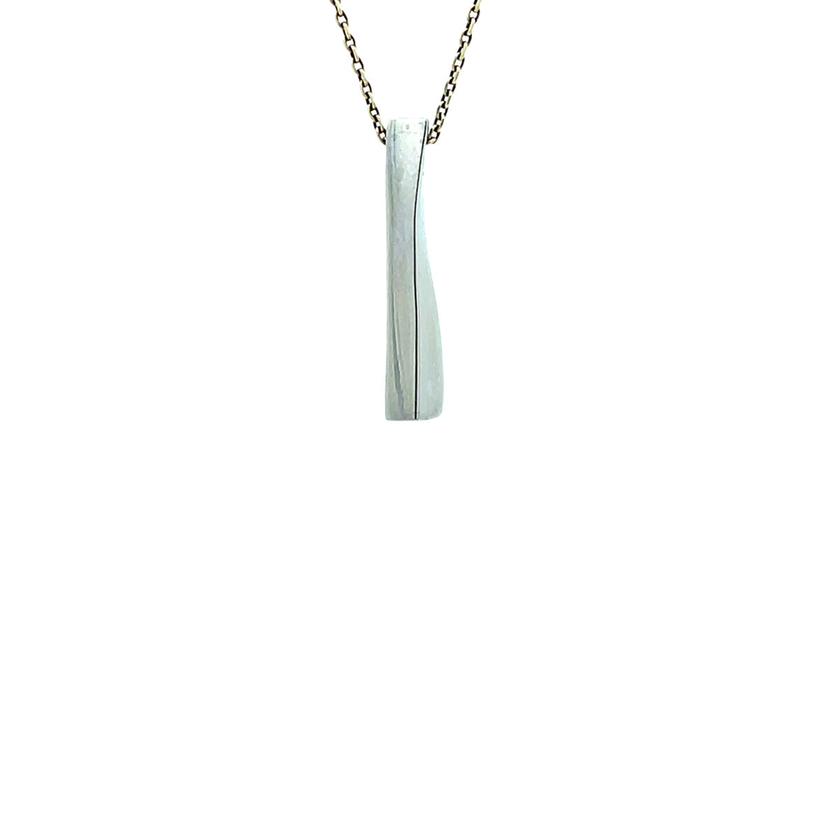 White gold pendant with diamond 14 karat