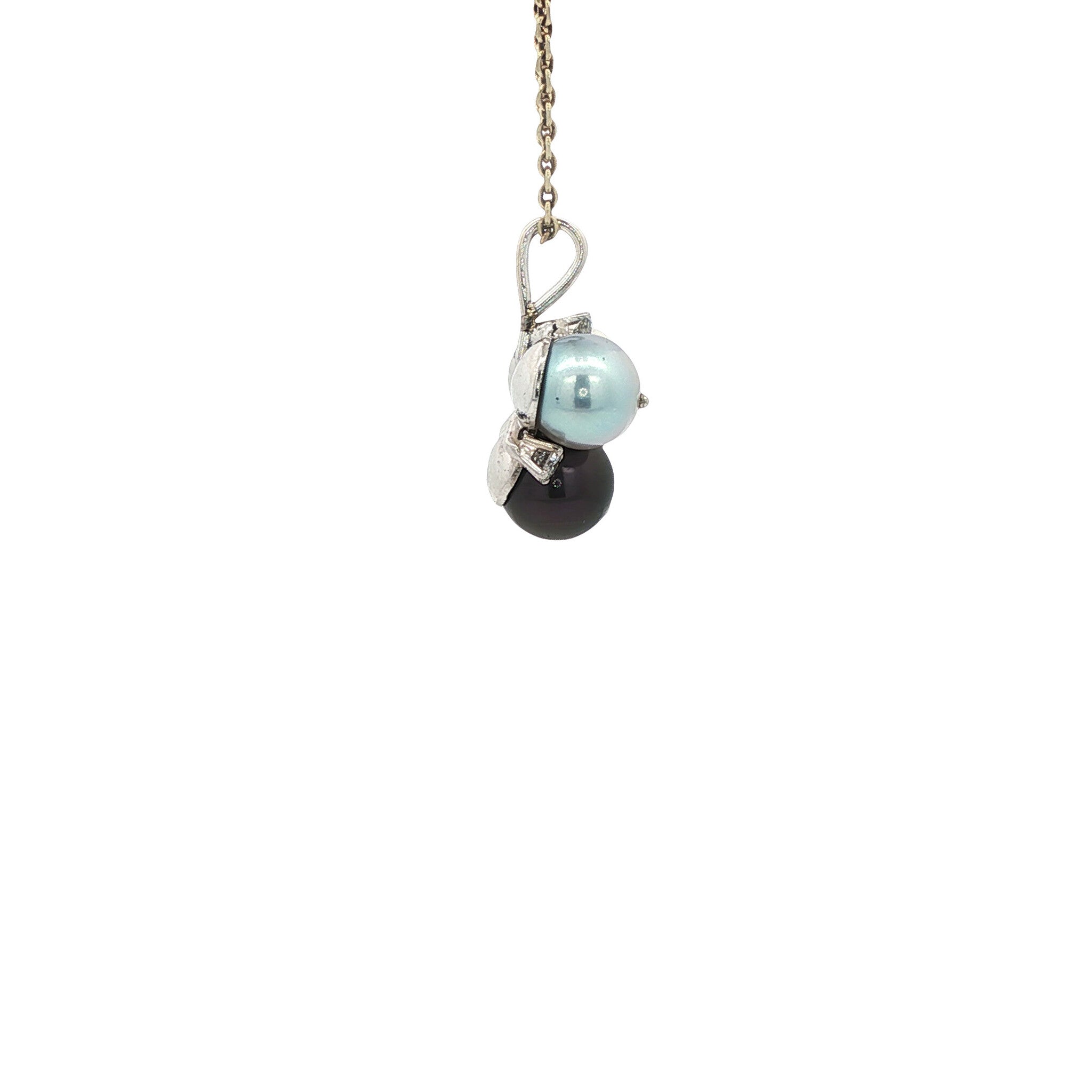 Witgouden hanger met parel en diamant 14 karaat