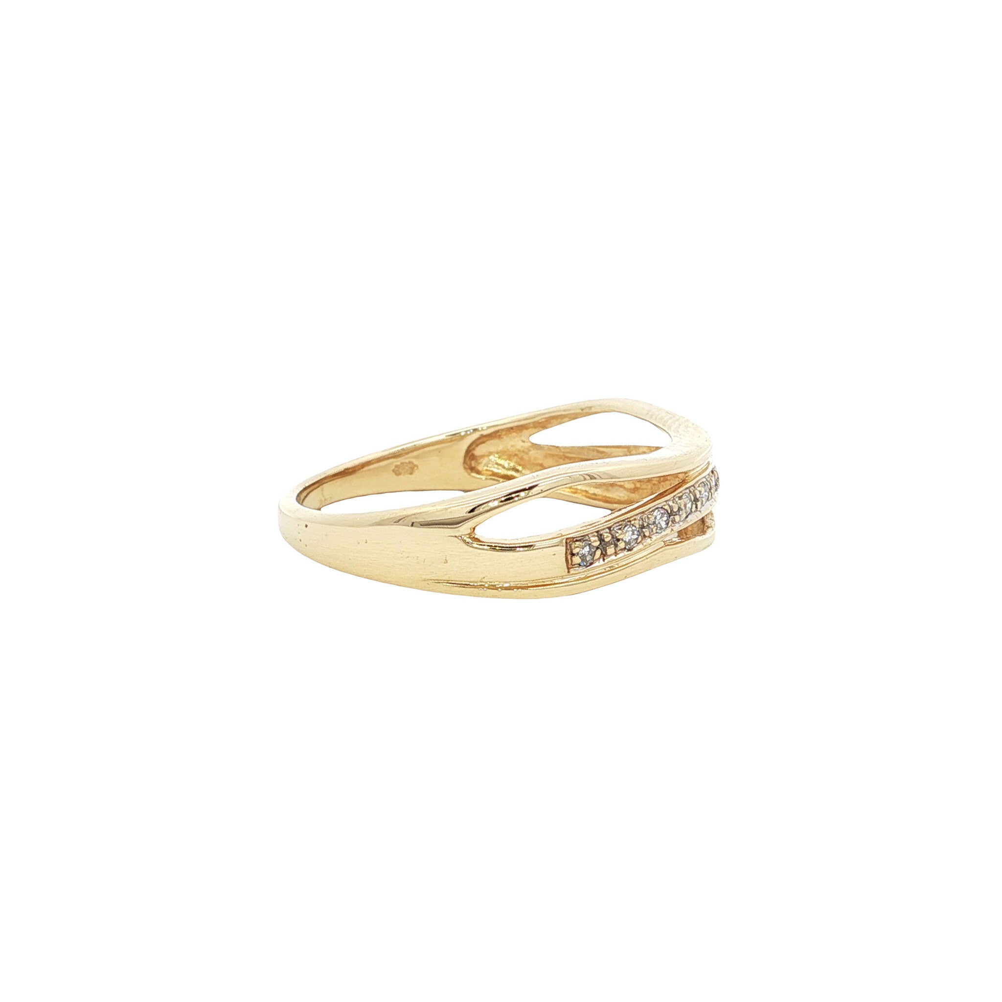 Gold ring with diamond 14 karat