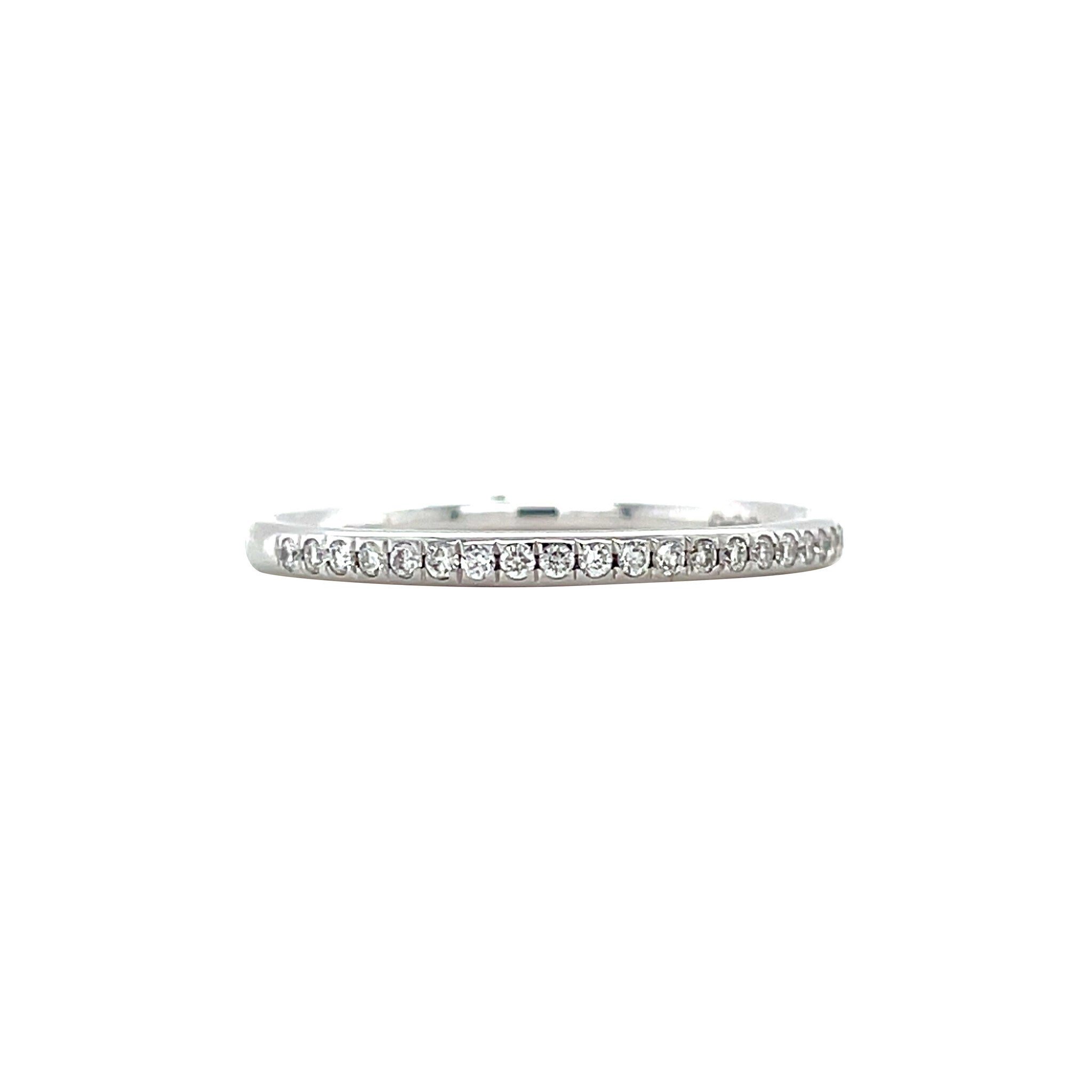 White gold row ring with diamond 14 kt