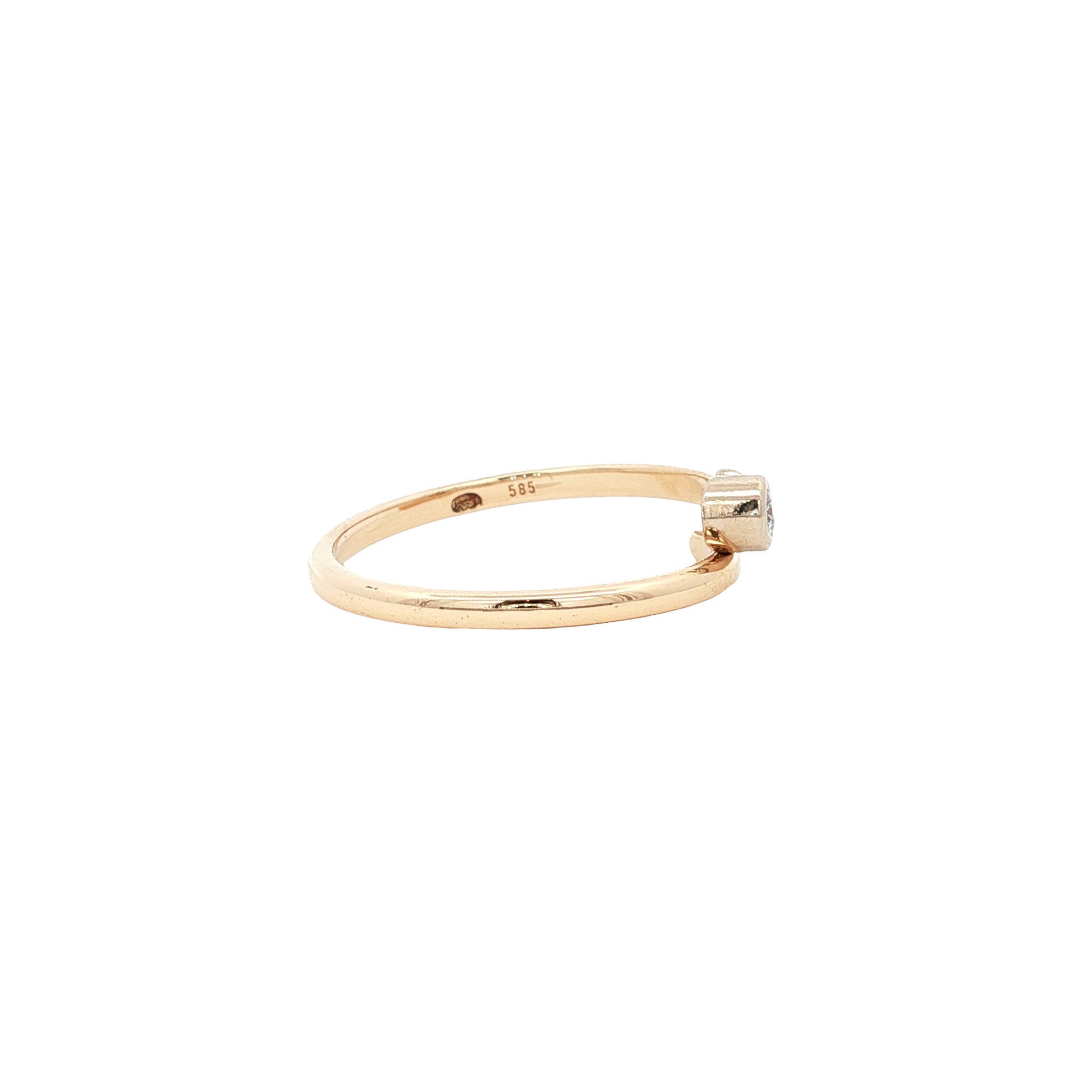 Gold ring with diamond 14 karat