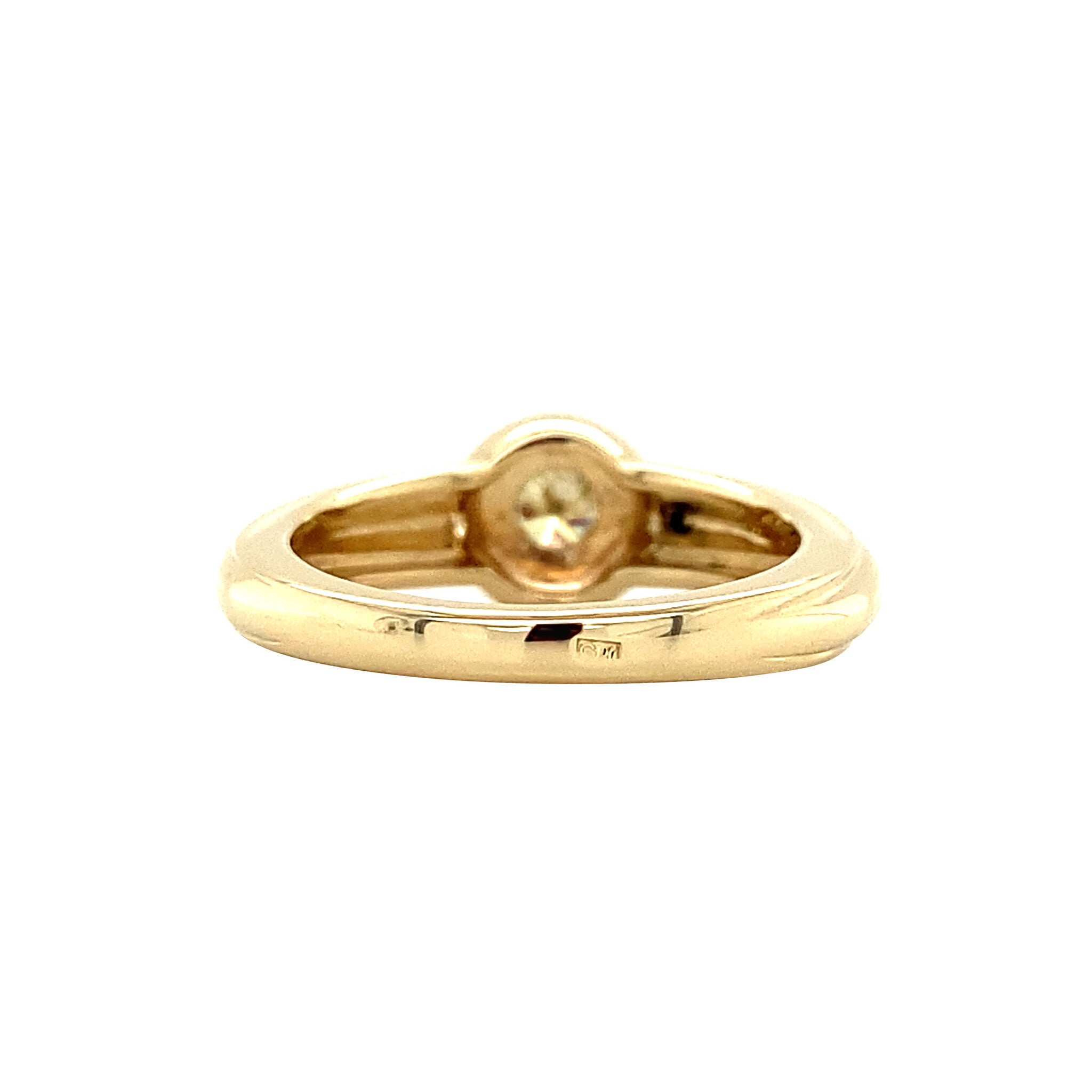 14 kt gold solitaire ring with diamond