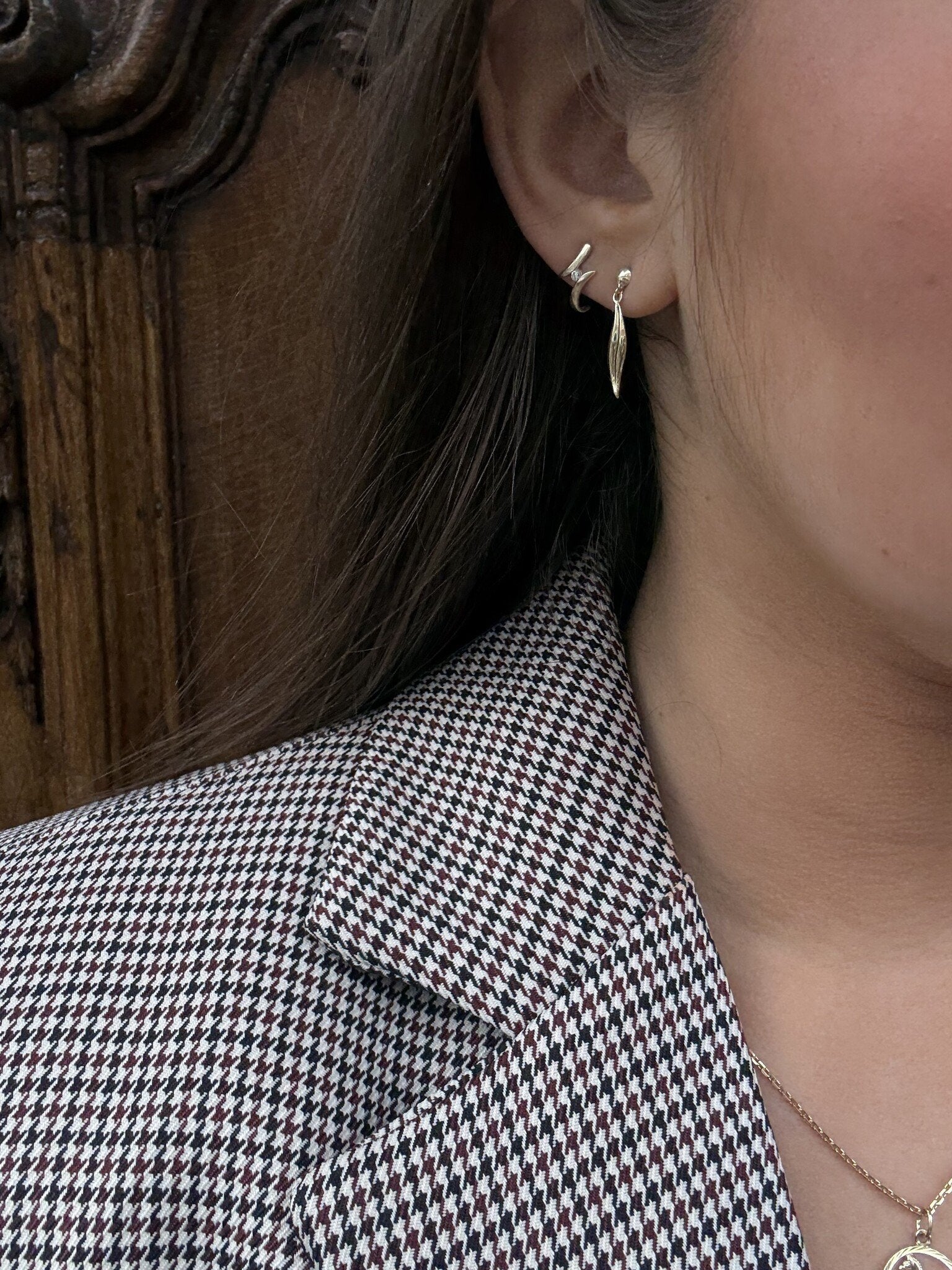 Gold stud earrings with zirconia 14 karat