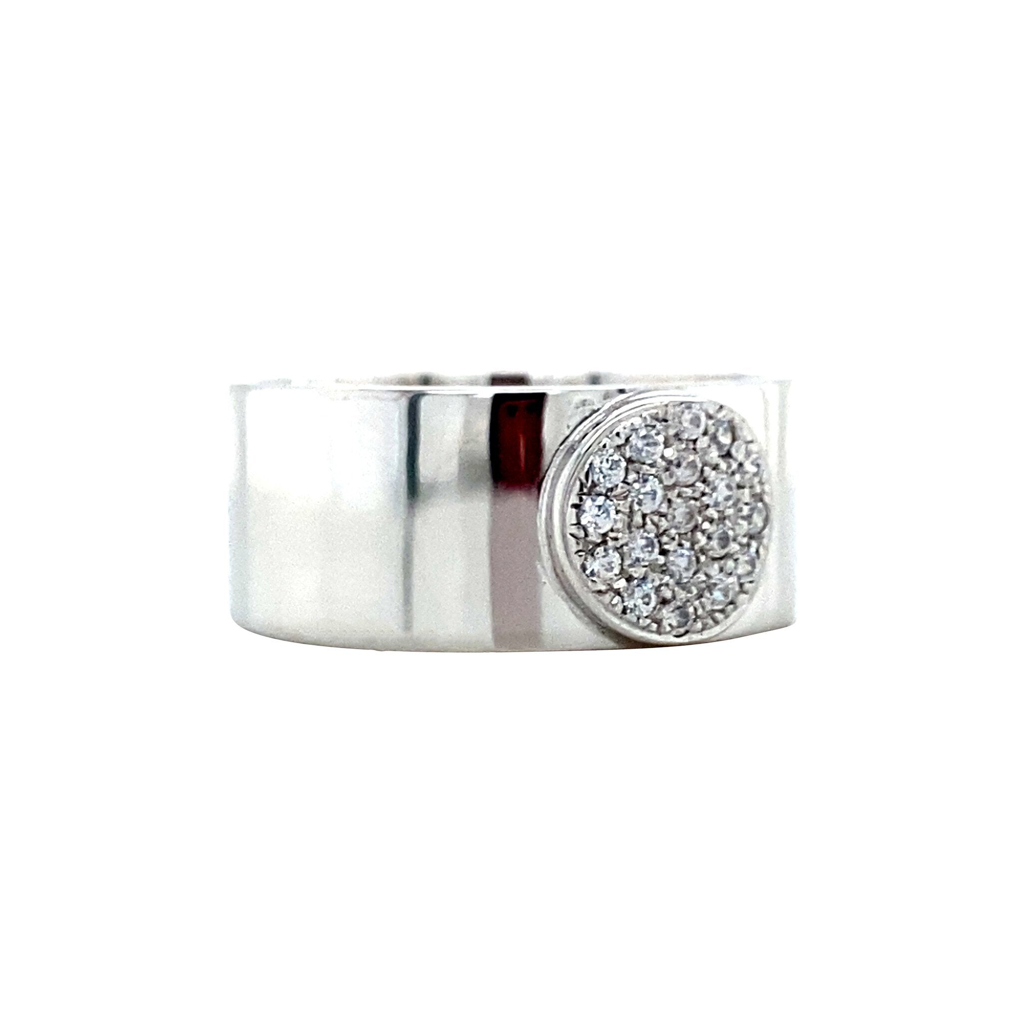 White gold ring with zirconia 18 karat