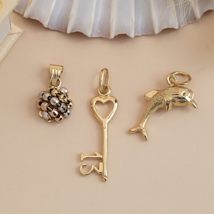 Gold key pendant 18 karat