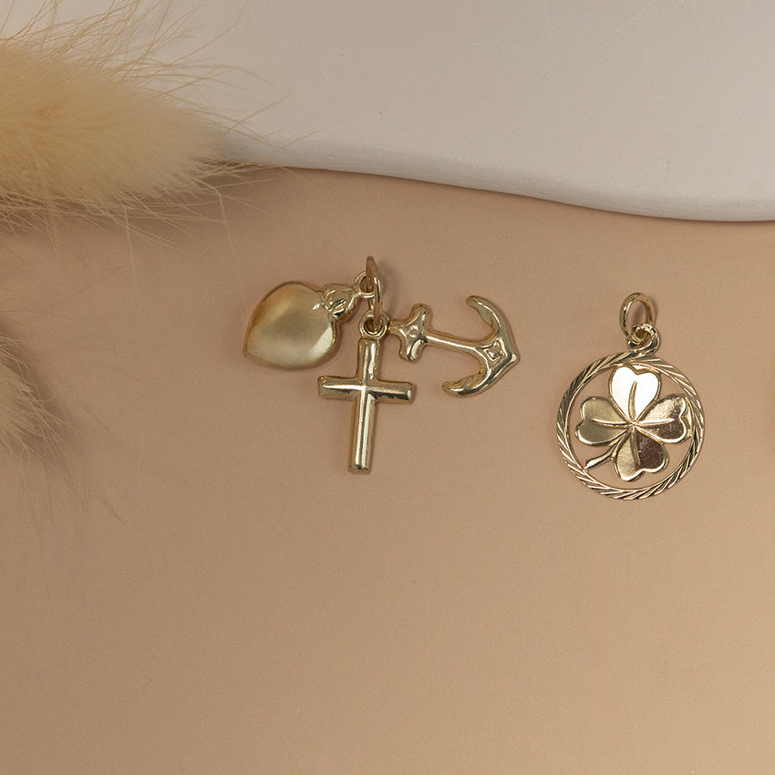 Gold pendant faith, hope and love 14 karat