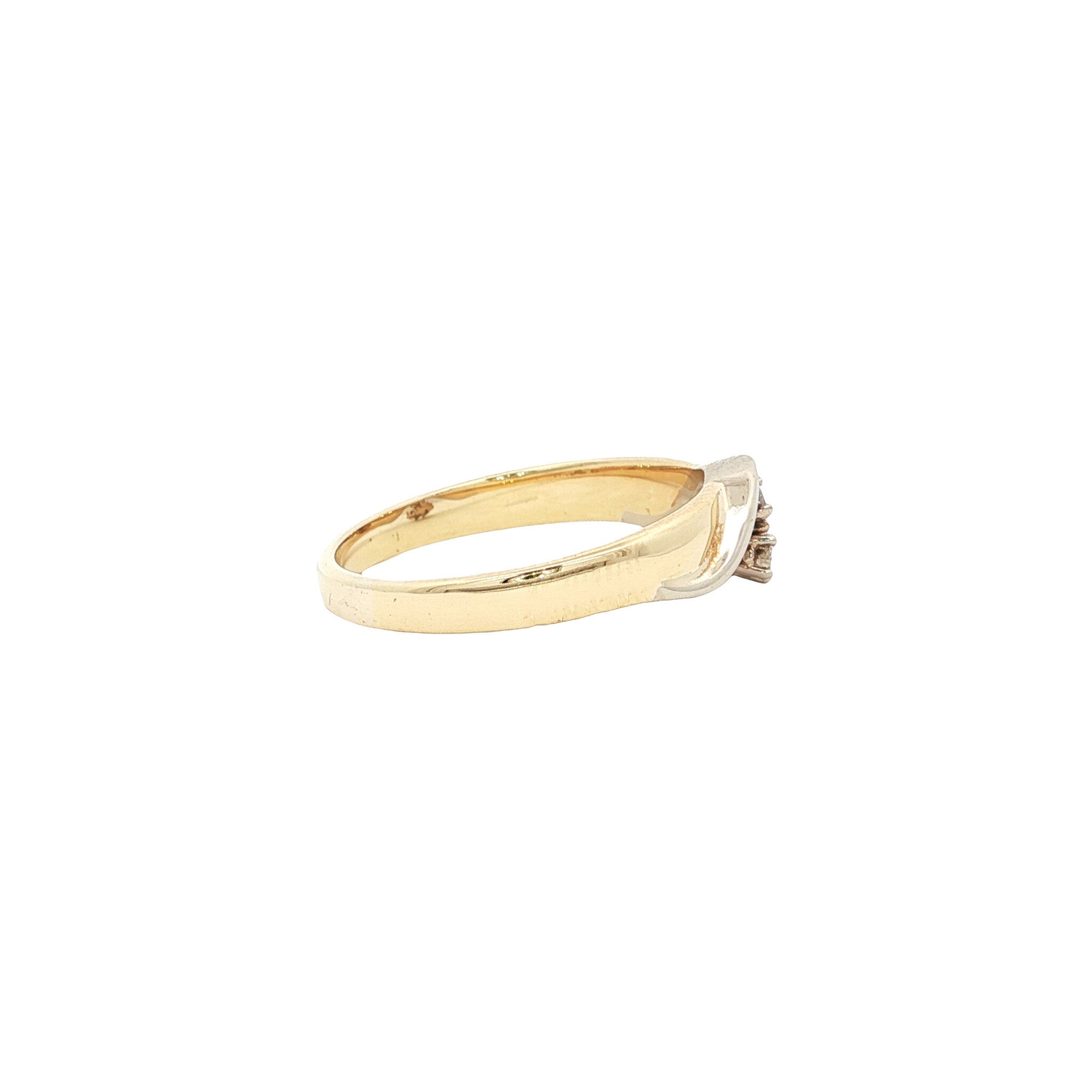 Gold ring with diamond 14 karat
