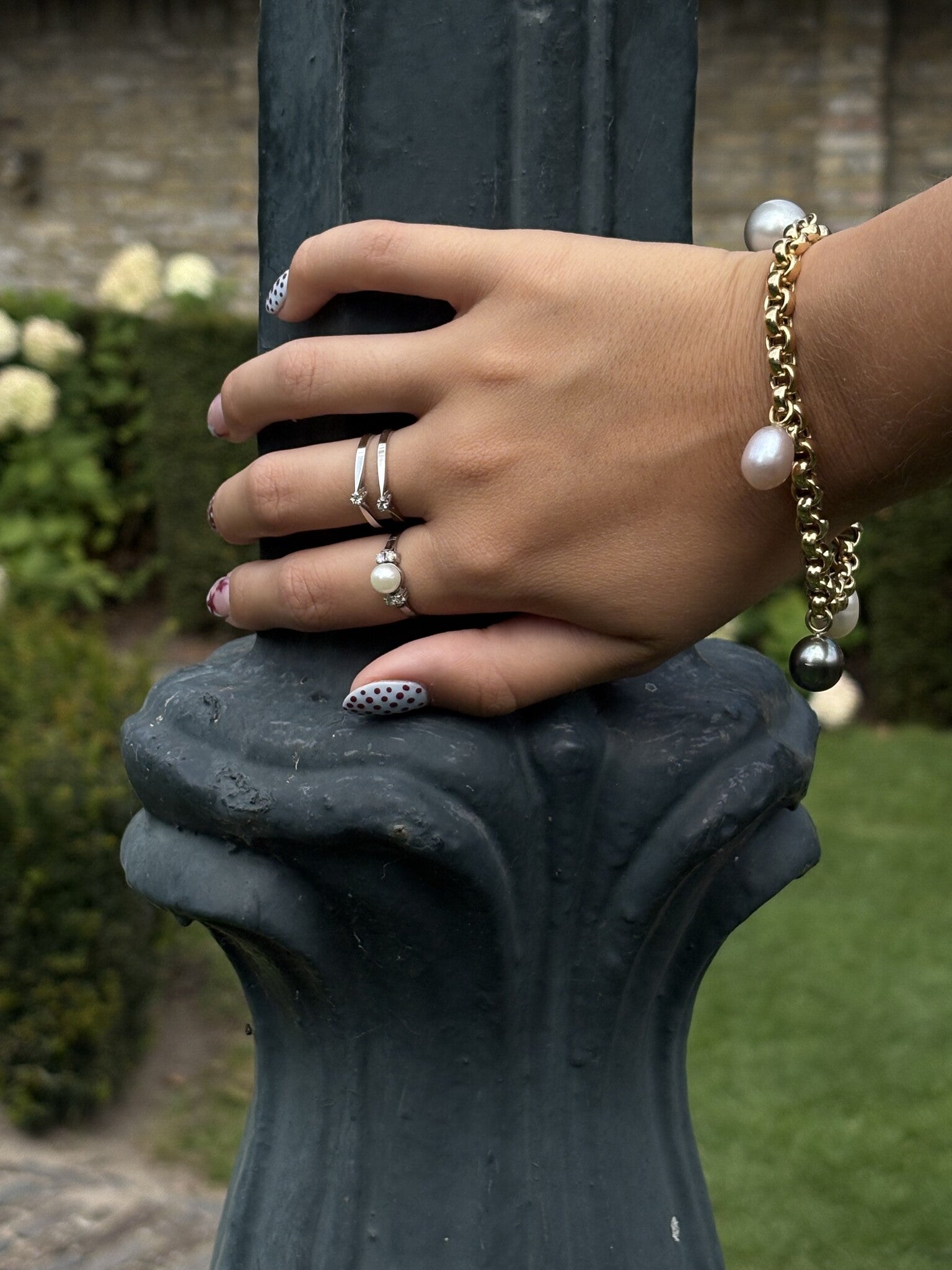 Golden jasseron bracelet with pearls 20 cm 14 karat