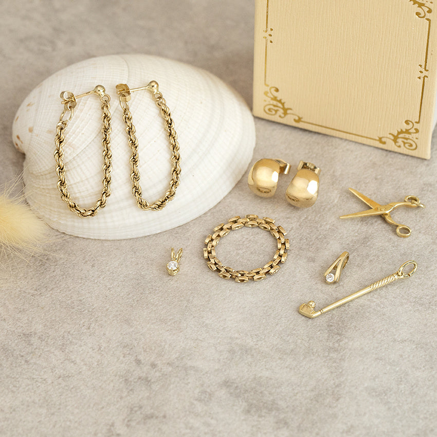 Gold scissors pendant 14 karat