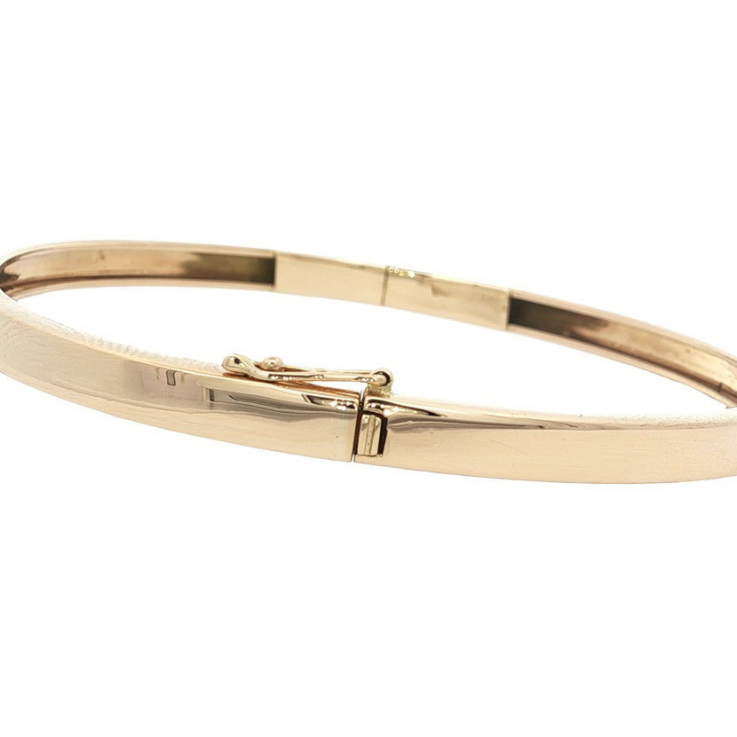Gold bangle with diamond 14 karat