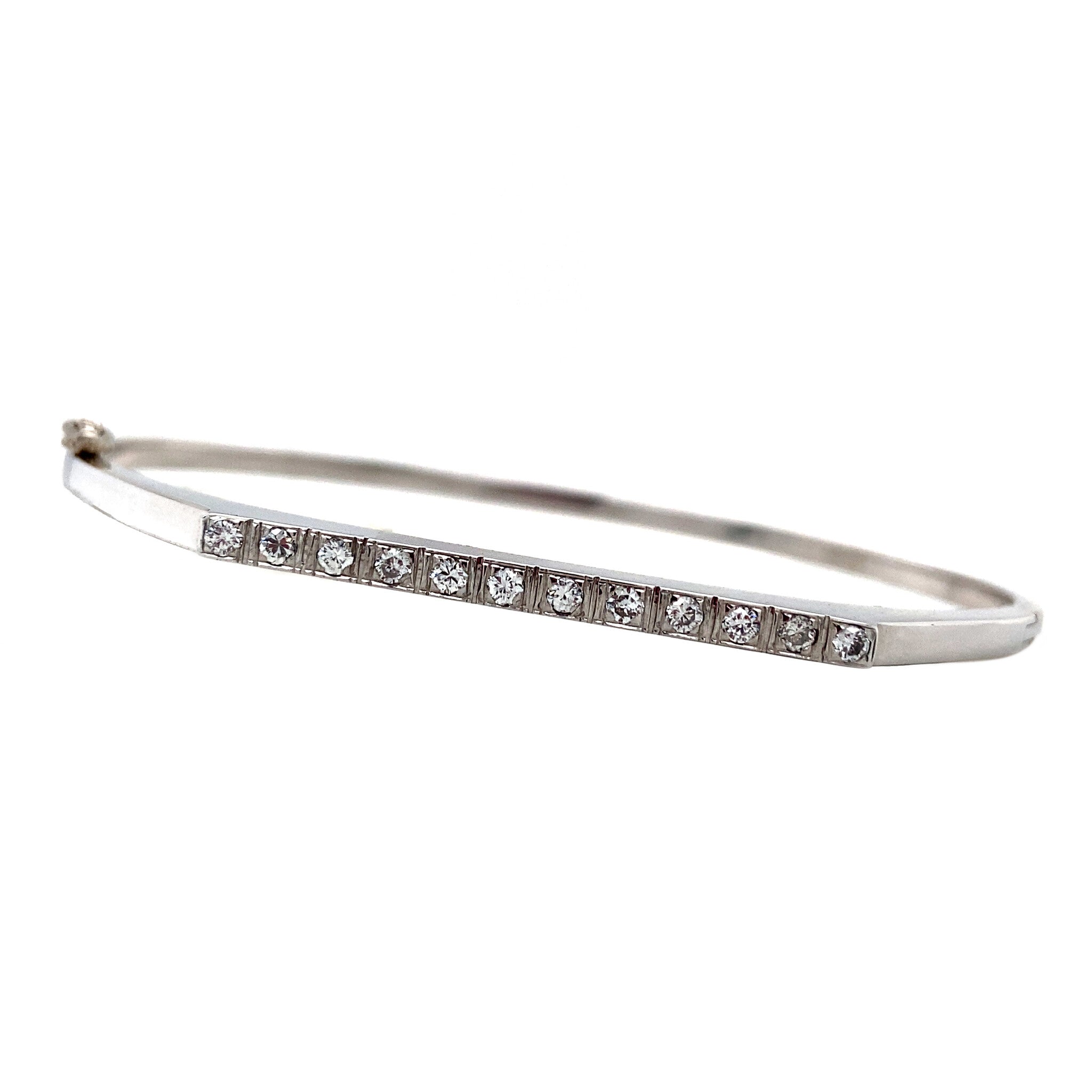 White gold bangle with diamond 14 karat