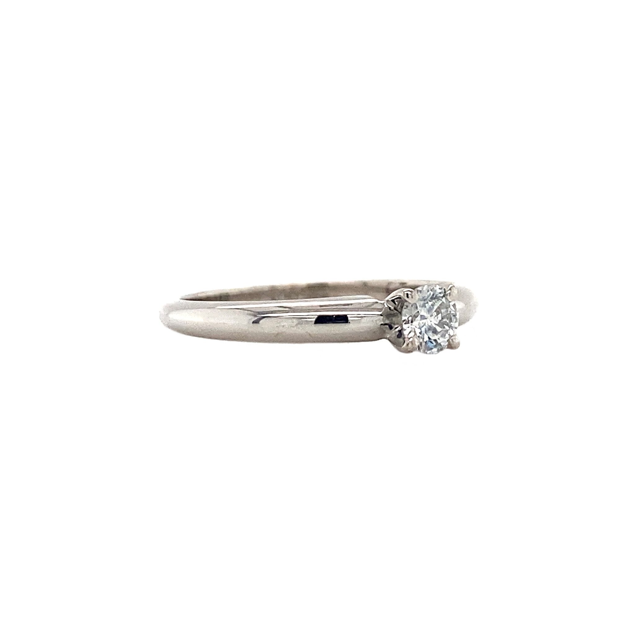 White gold solitaire ring with diamond 14 karat