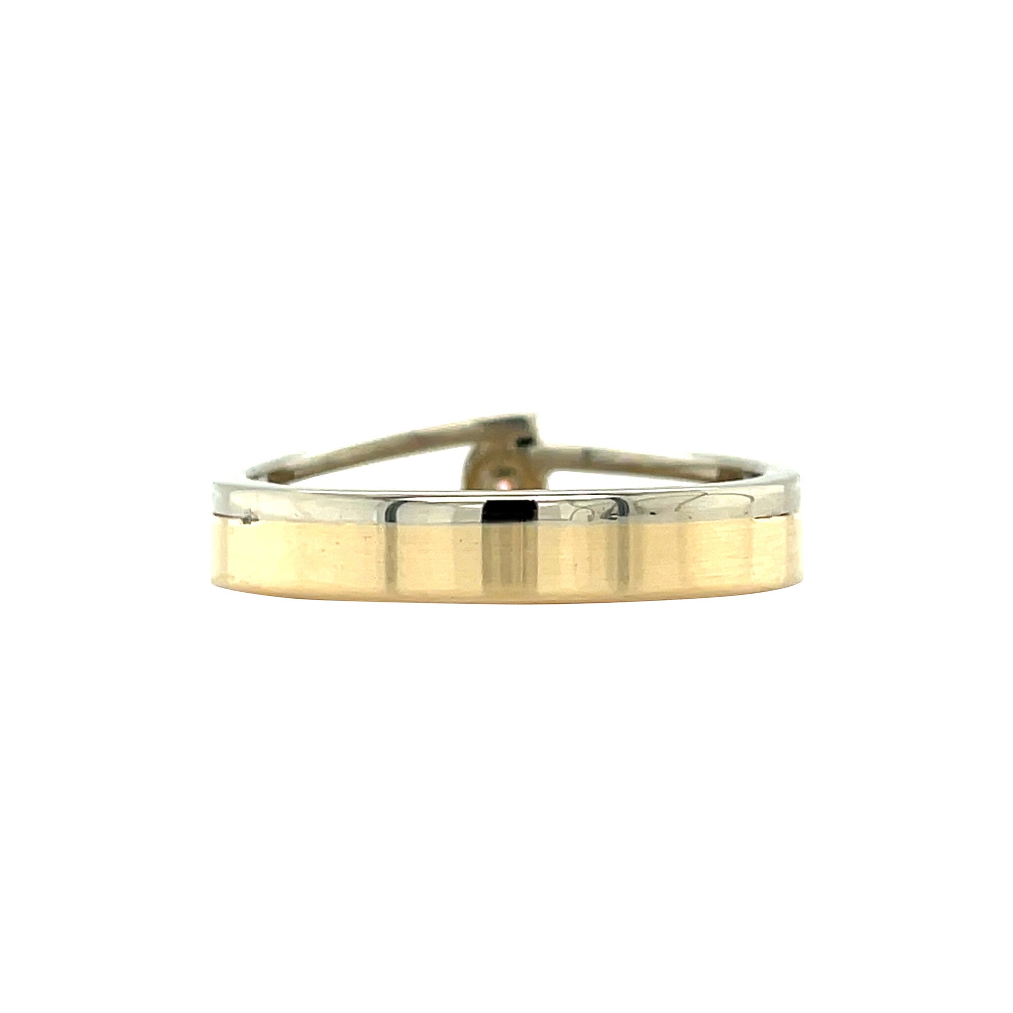 Gold ring with diamond 14 karat