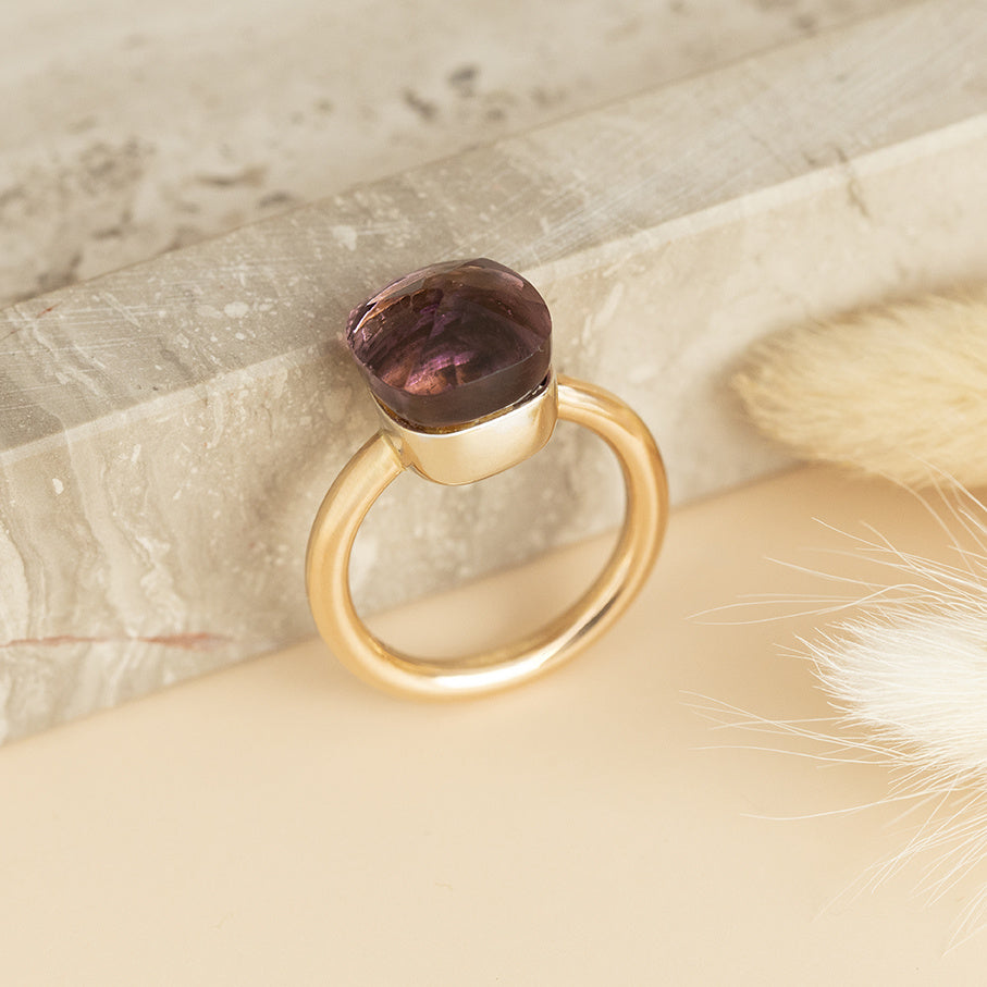 Gold ring with colored stone 14 karat