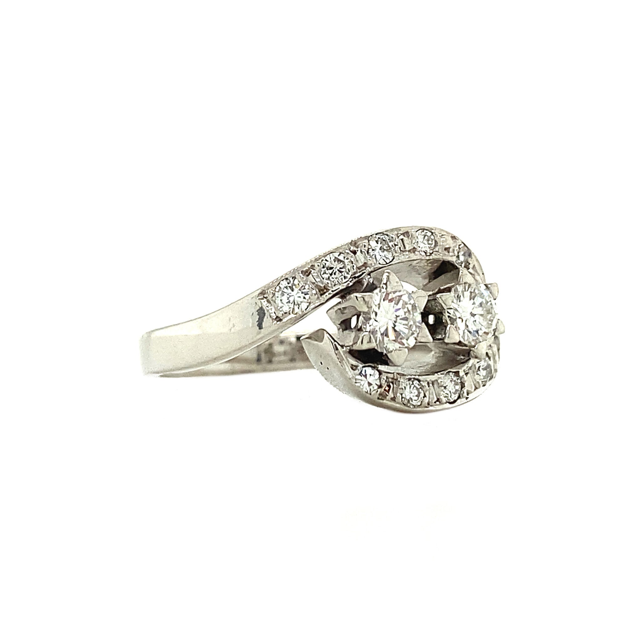 White gold ring with diamond 14 kt