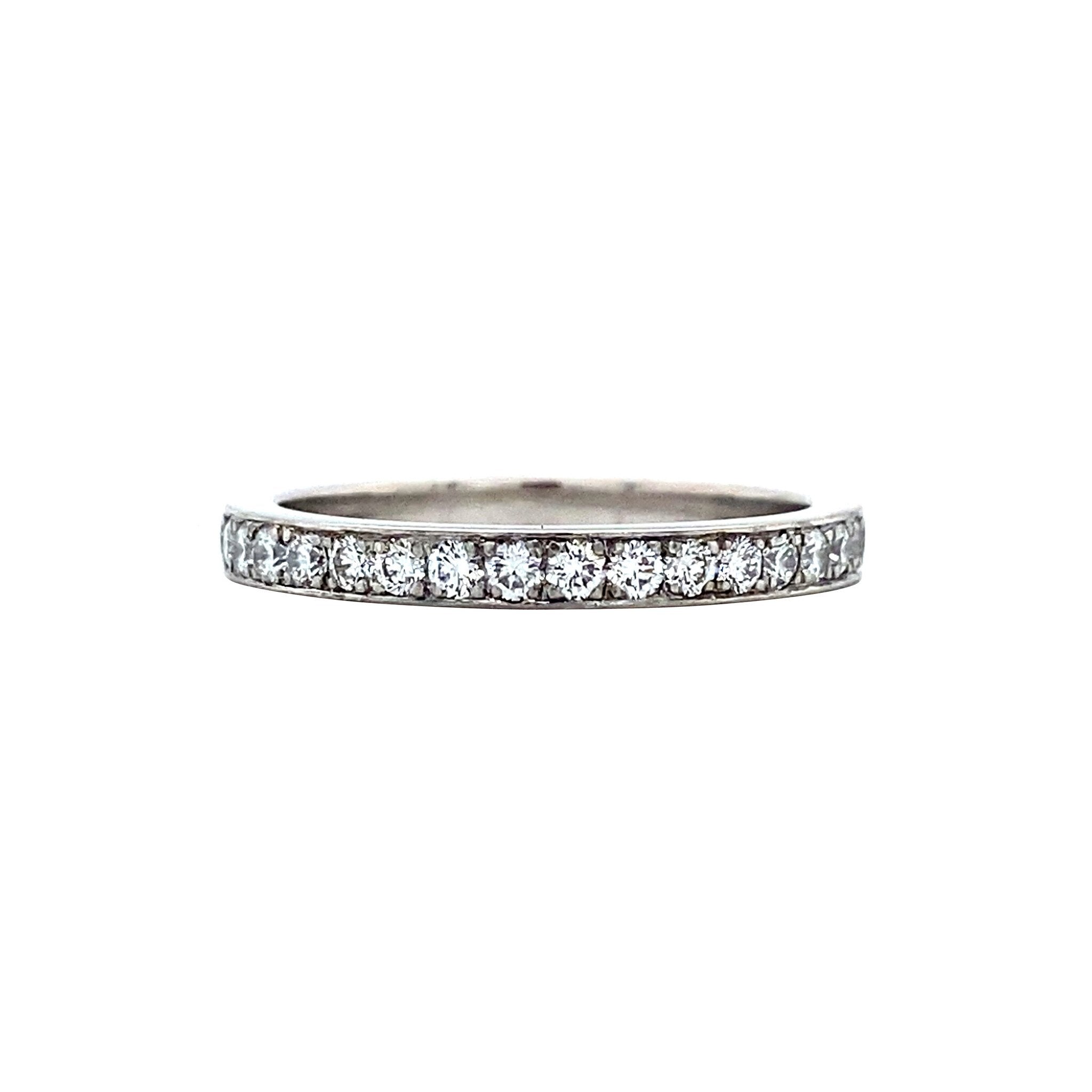 White gold alliance ring with diamond 18 karat