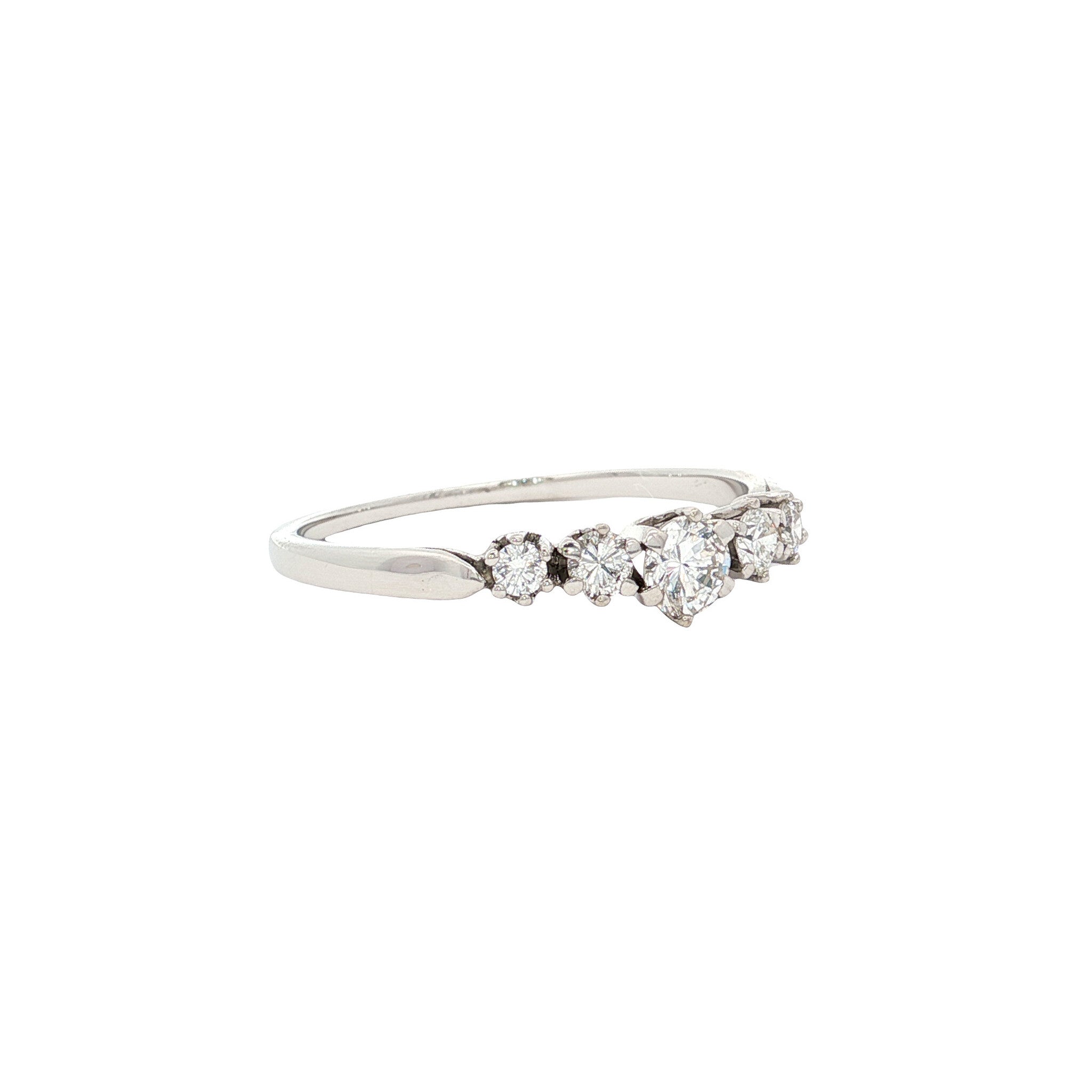 White gold ring with diamond 14 karat