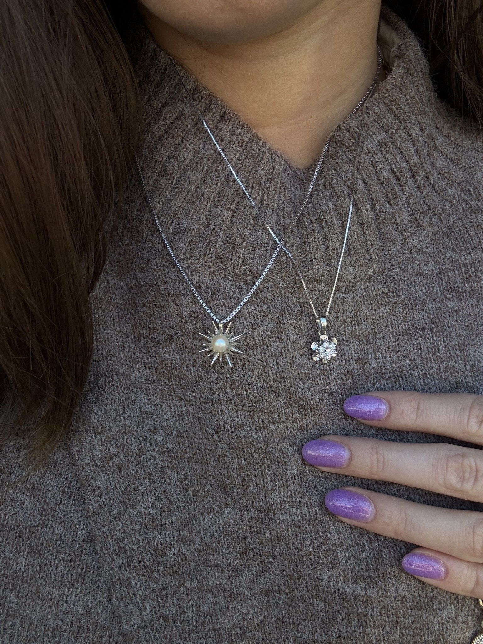 White gold necklace with entourage pendant 14 karat