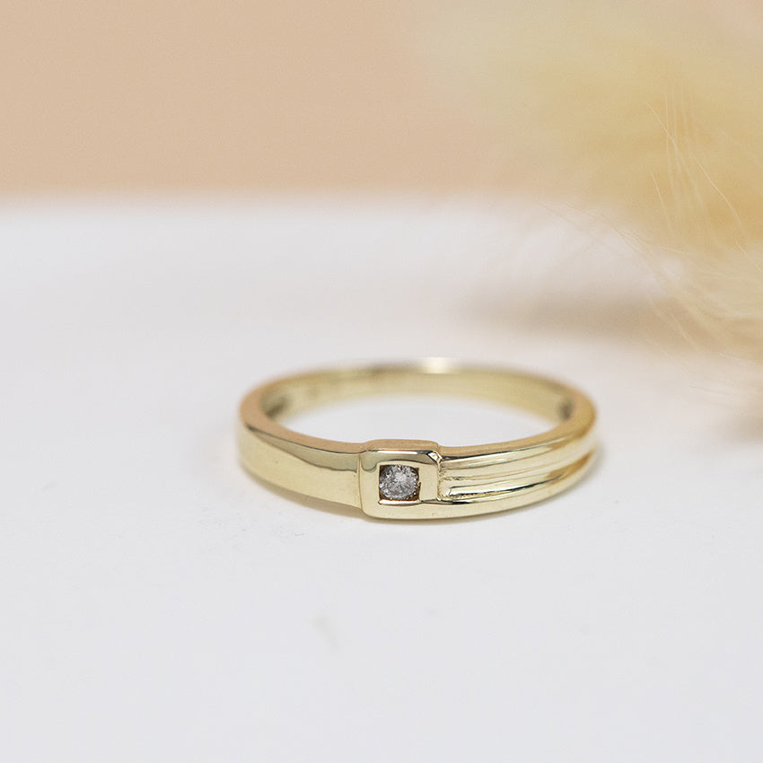 Golden ring with diamond 14 karat