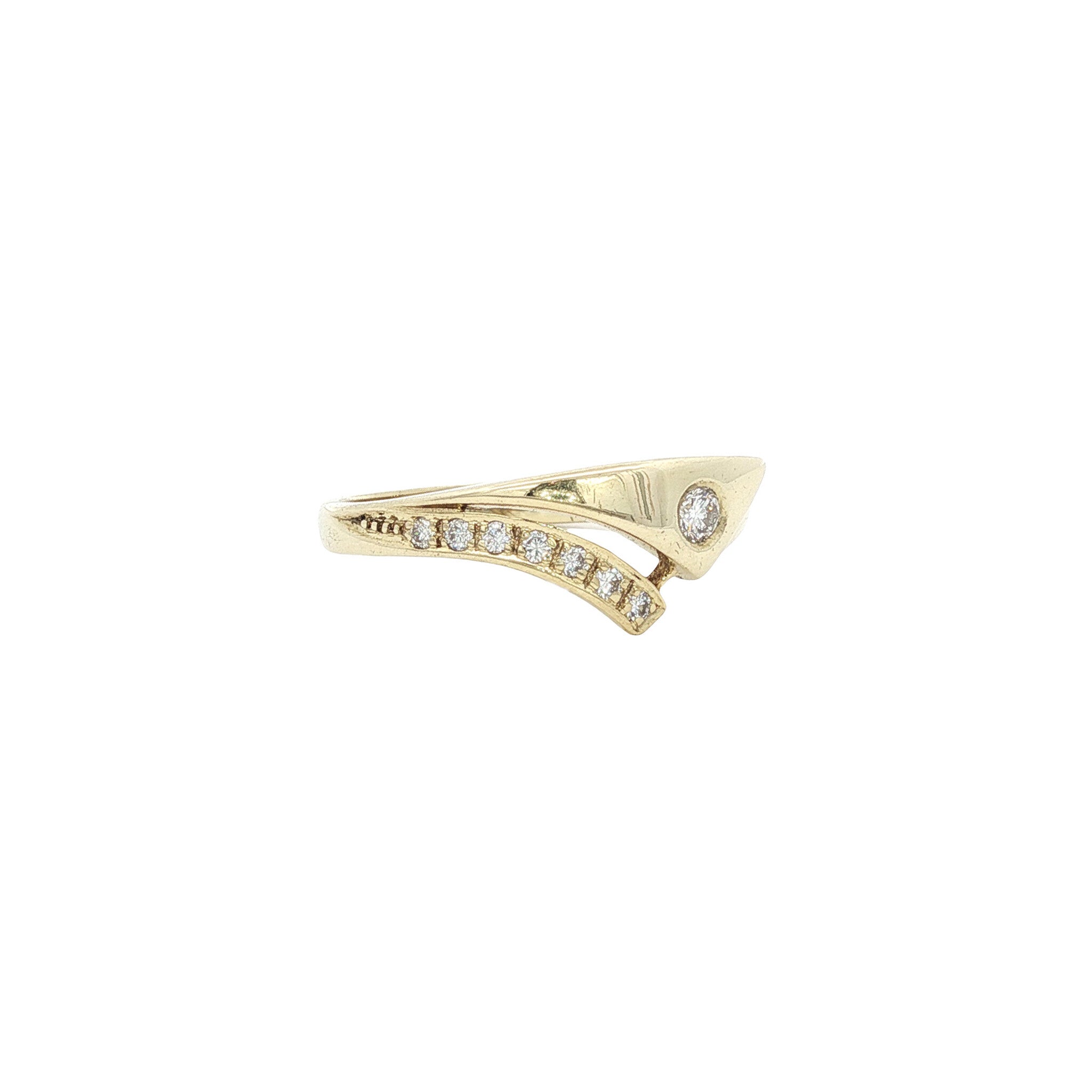 Gold ring with diamond 14 karat