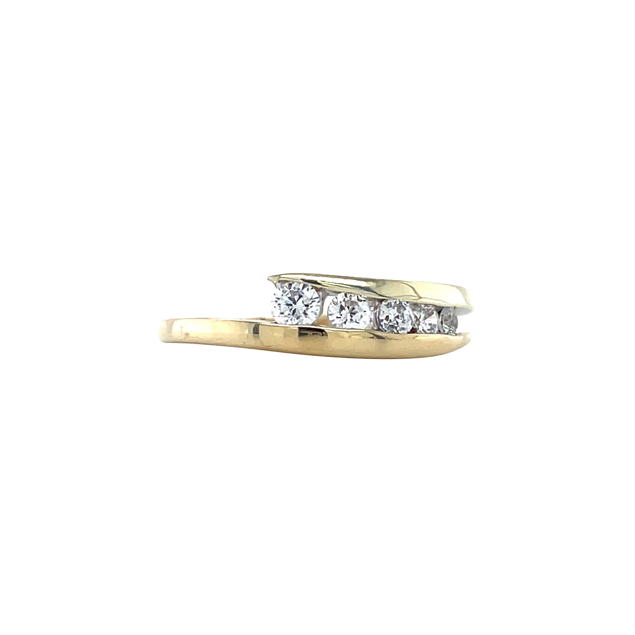 Gold hammered ring with zirconia 14 kt