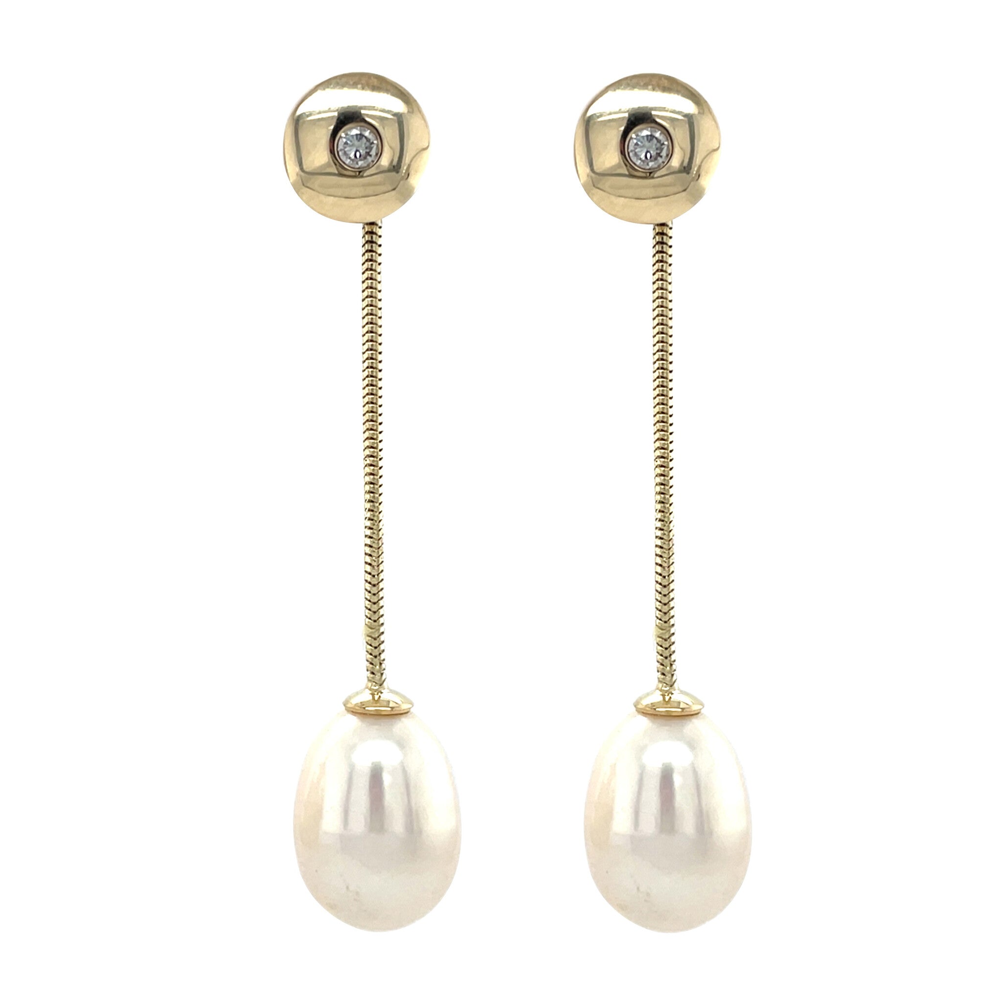 Gold stud earrings with diamond and pearl 14 karat