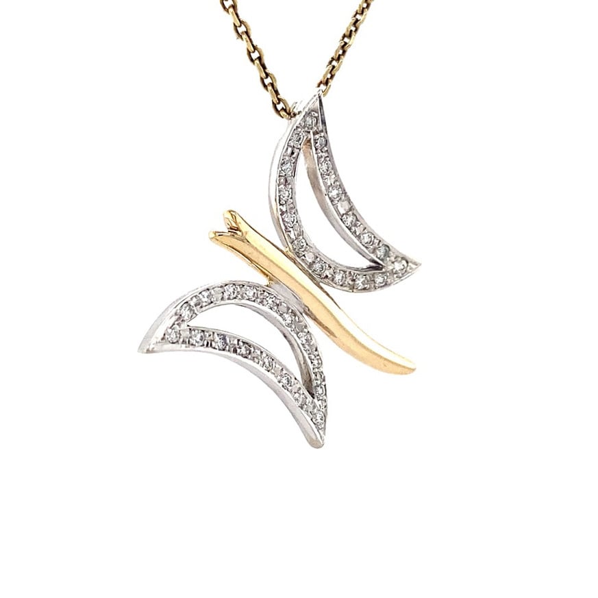 Gold butterfly pendant with diamond 14 kt